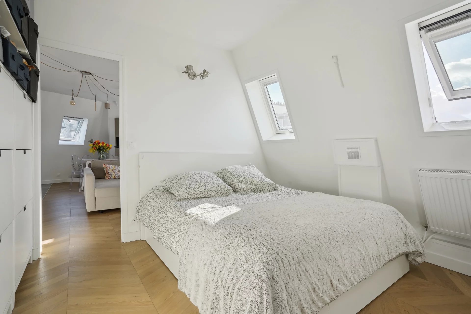 Paris 9th, Île-de-France, 75009, FR, 1 Bedroom Bedrooms, ,2 BathroomsBathrooms,Residential,For Sale,1472764