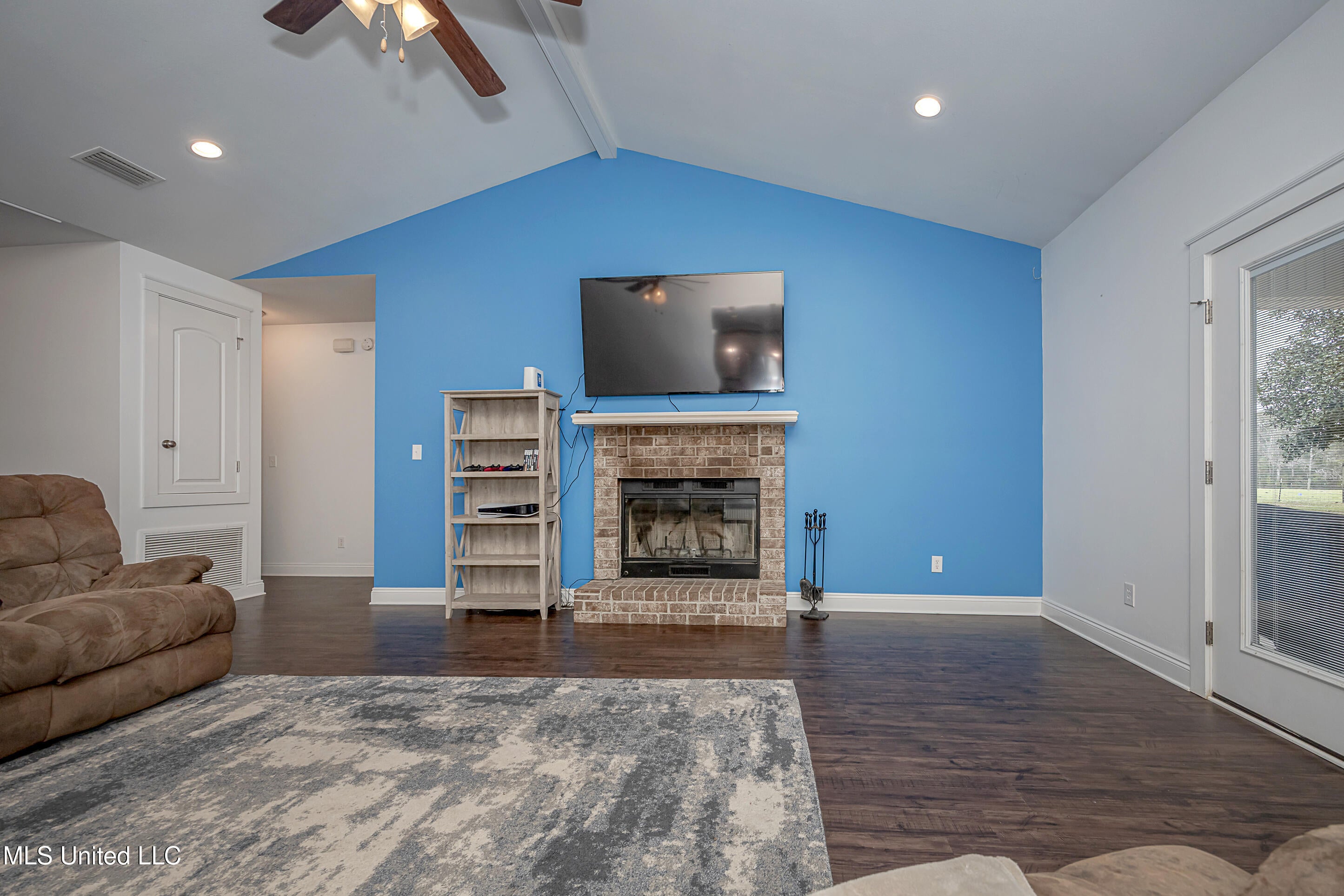 Vancleave, Mississippi, 39565, United States, 4 Bedrooms Bedrooms, ,2 BathroomsBathrooms,Residential,For Sale,1927401