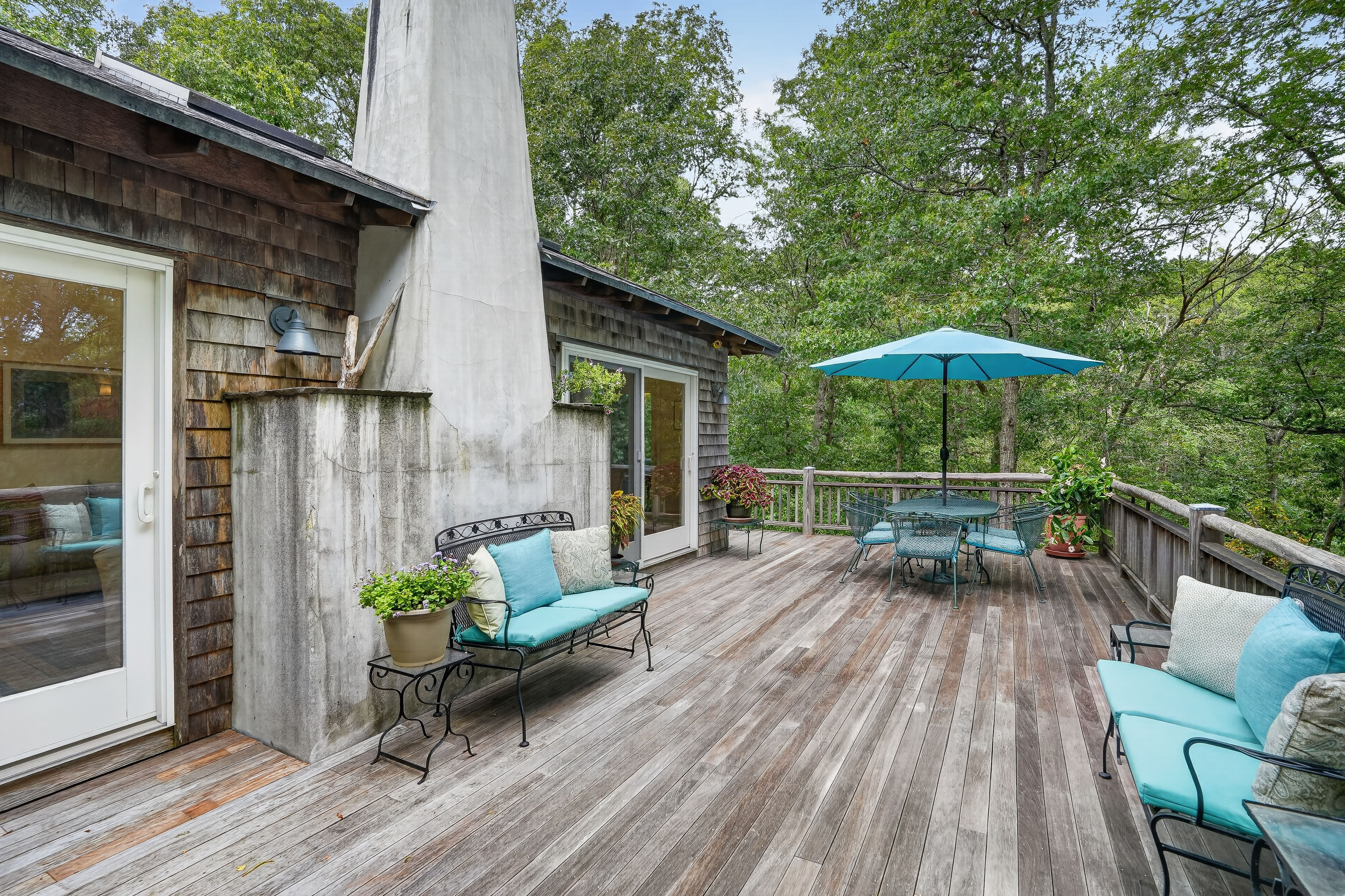  Custom Crafted Contempory in Quiet Neighborhood - 物件實景