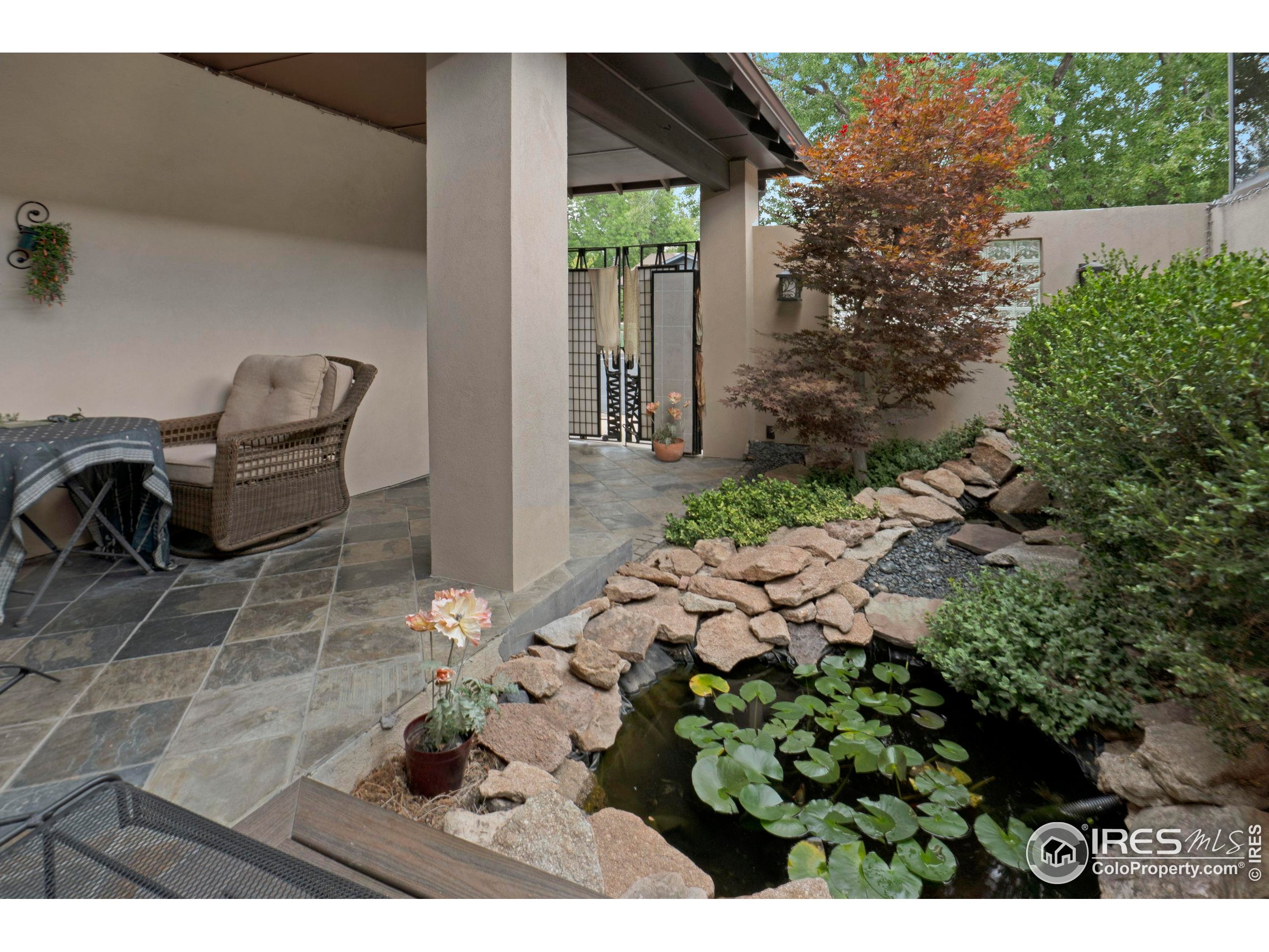 Boulder, Colorado, 80301, United States, 2 Bedrooms Bedrooms, ,2 BathroomsBathrooms,Residential,For Sale,1942273