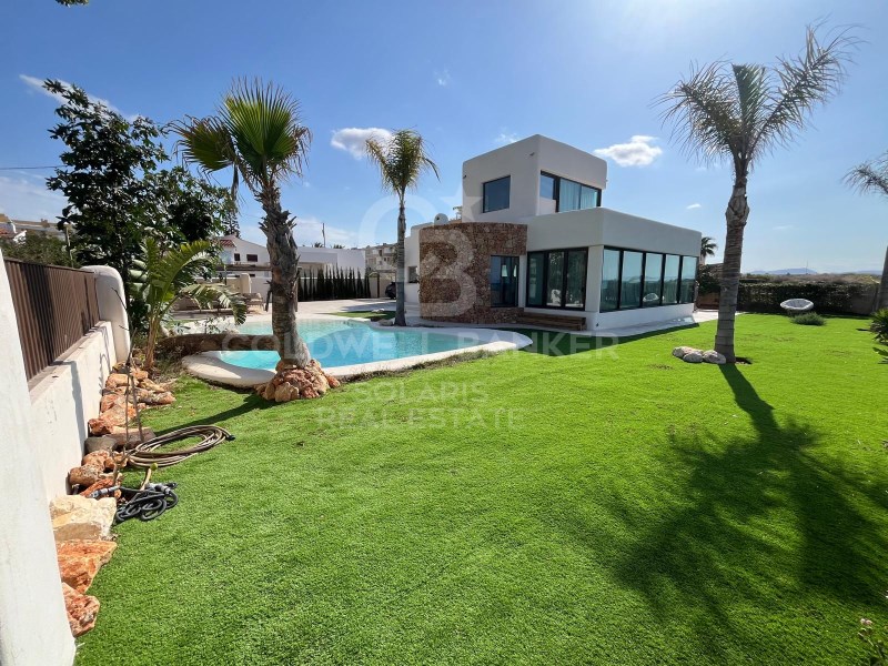Alicante, D?nia, Les Marines/Las Marinas Alicante, Dénia, Comunidad Valenciana, ES, 4 Bedrooms Bedrooms, ,4 BathroomsBathrooms,Residential,For Sale,Alicante, D?nia, Les Marines/Las Marinas Alicante,1627635