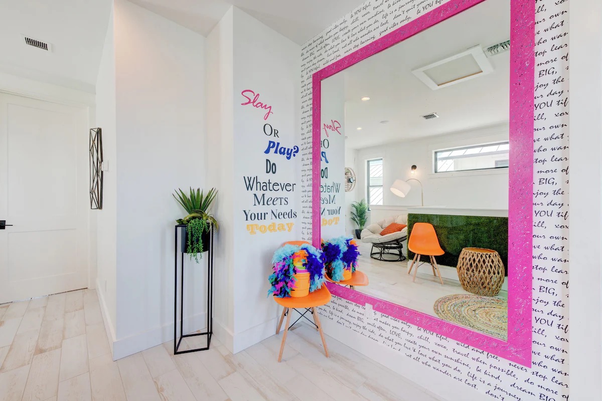 Port Aransas, Texas, 78373, United States, 5 Bedrooms Bedrooms, ,4 BathroomsBathrooms,Residential,For Sale,1982131