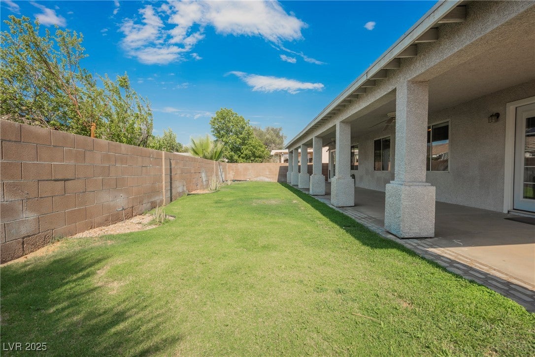 Henderson, Nevada, 89015, United States, 5 Bedrooms Bedrooms, ,2 BathroomsBathrooms,Residential,For Sale,1976773