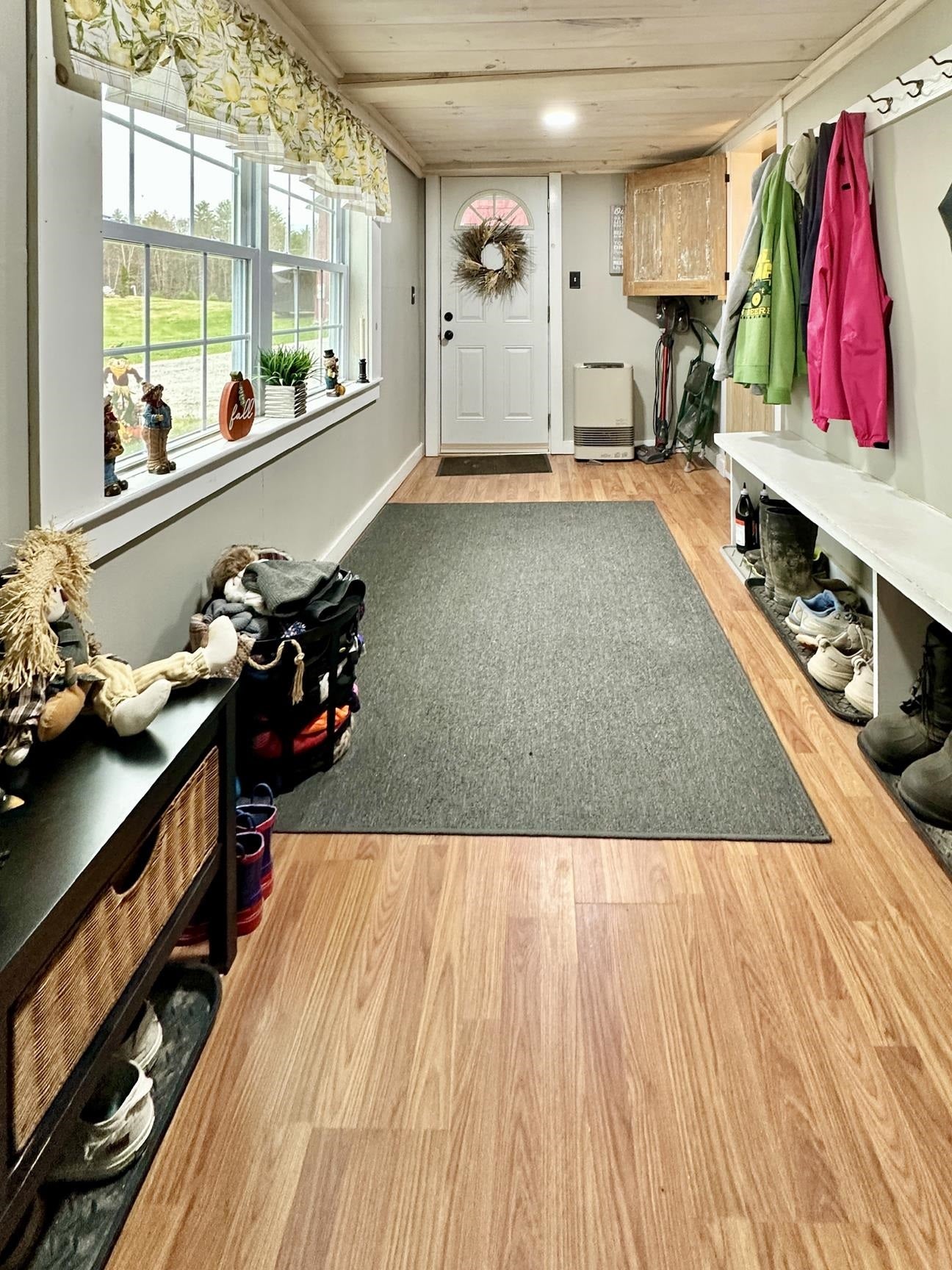 Plymouth, New Hampshire, 03264, United States, 4 Bedrooms Bedrooms, ,1 BathroomBathrooms,Residential,For Sale,1993277