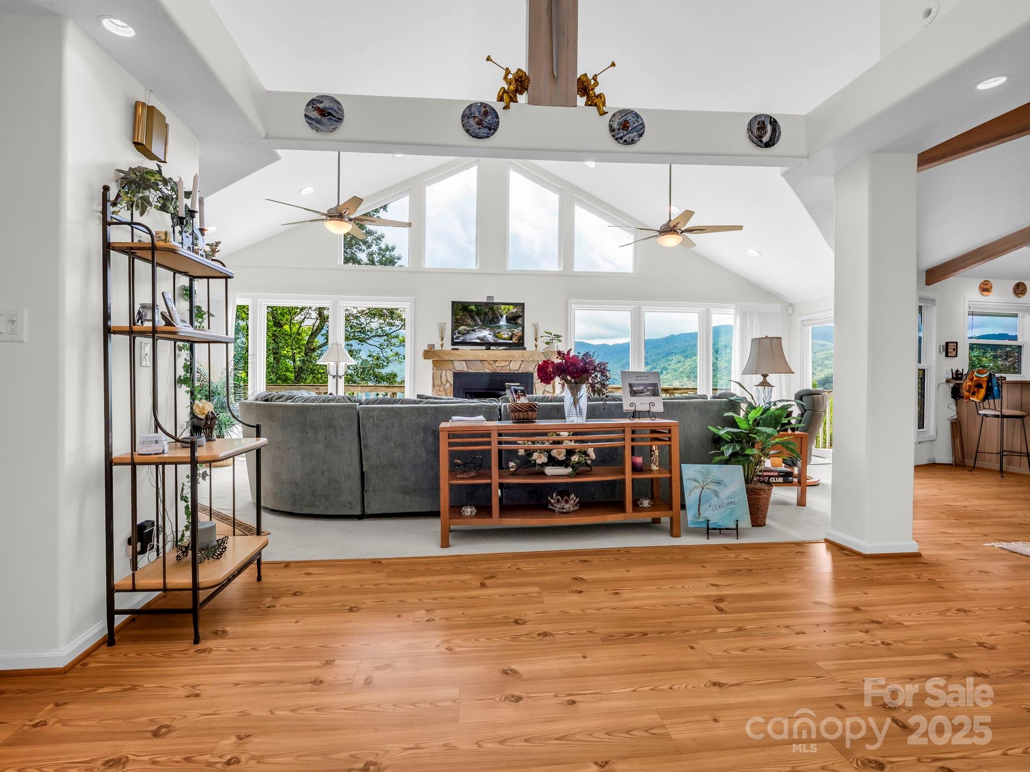 Lake Lure, North Carolina, 28746, United States, 3 Bedrooms Bedrooms, ,3 BathroomsBathrooms,Residential,For Sale,1978628