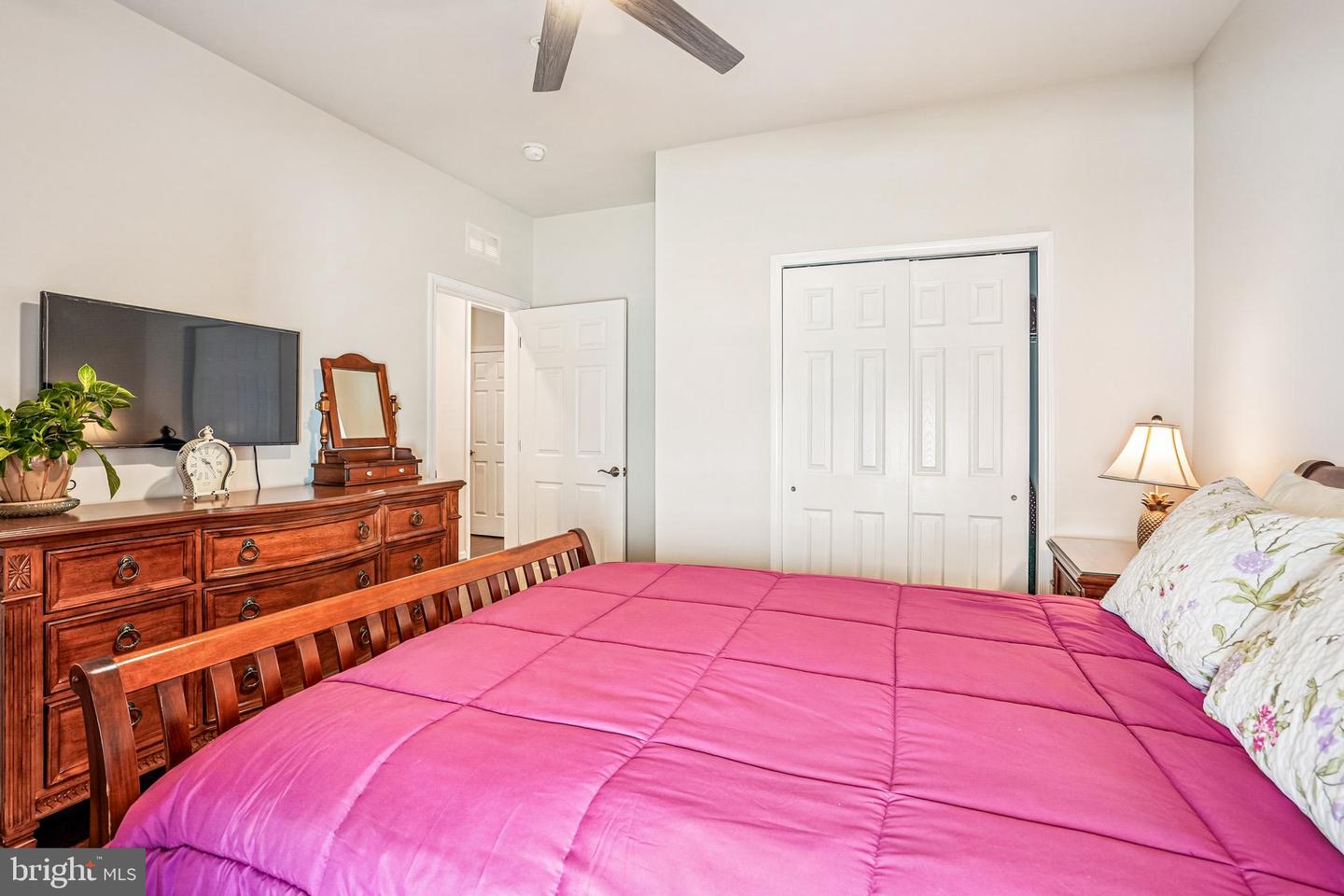 FREDERICKSBURG, Virginia, 22406, United States, 4 Bedrooms Bedrooms, ,4 BathroomsBathrooms,Residential,For Sale,1988261