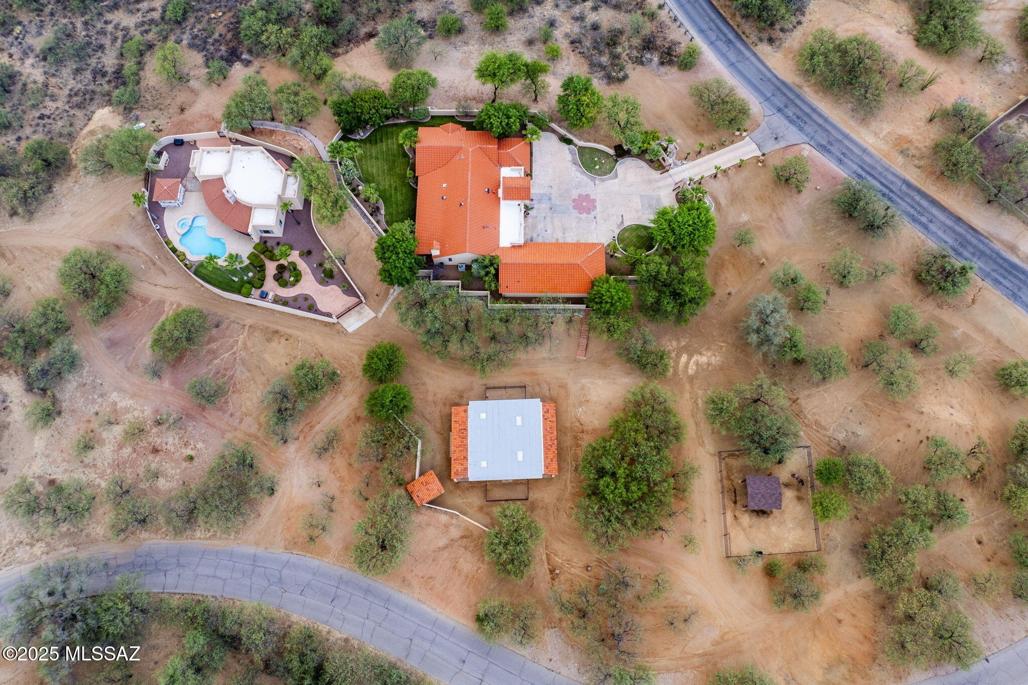 Nogales, Arizona, 85621, United States, 4 Bedrooms Bedrooms, ,7 BathroomsBathrooms,Residential,For Sale,1975895