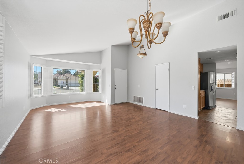 Hemet, California, 92543, United States, 4 Bedrooms Bedrooms, ,2 BathroomsBathrooms,Residential,For Sale,1983512