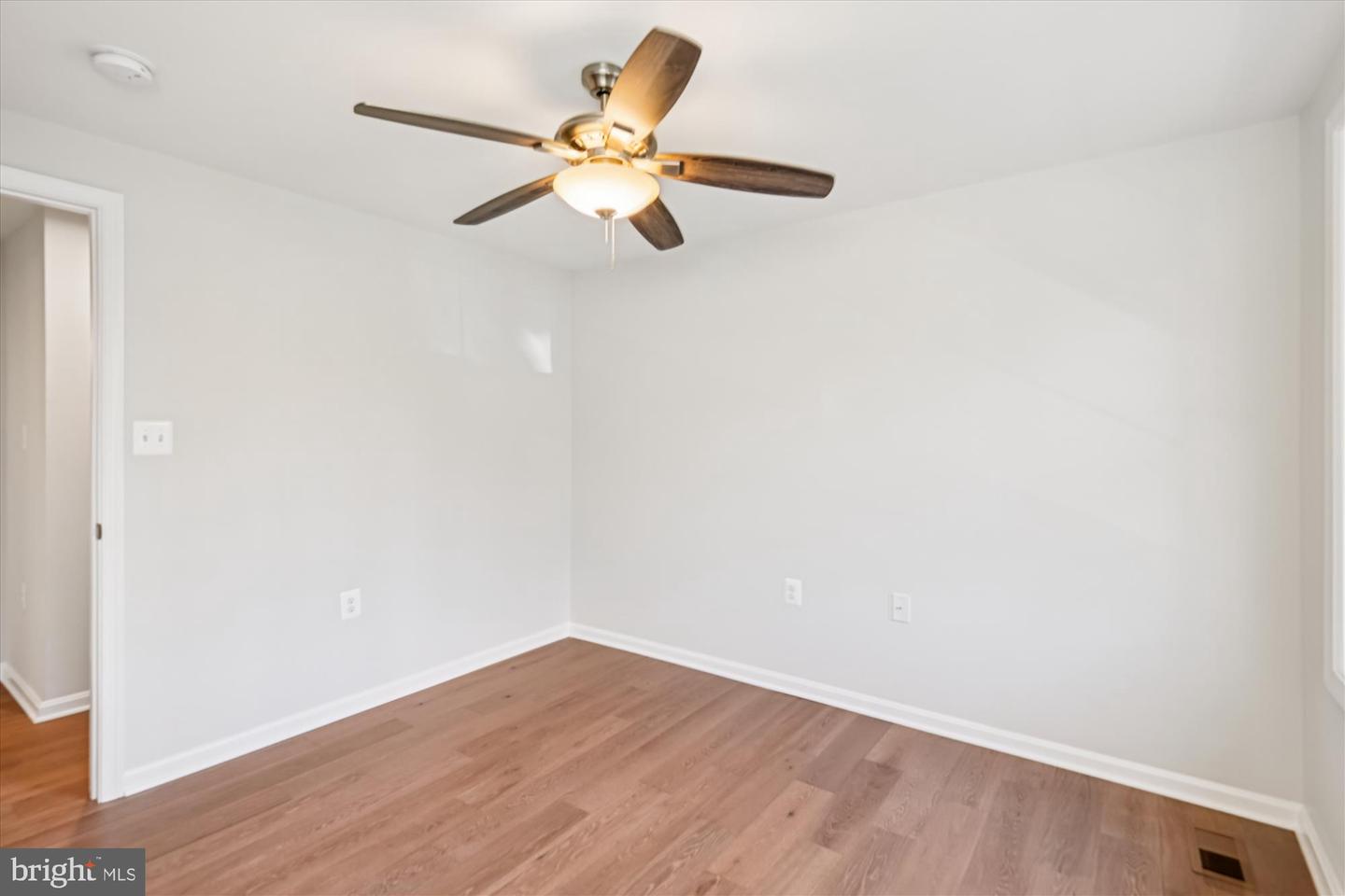 Riva, Maryland, 21140, United States, 4 Bedrooms Bedrooms, ,3 BathroomsBathrooms,Residential,For Sale,1993297