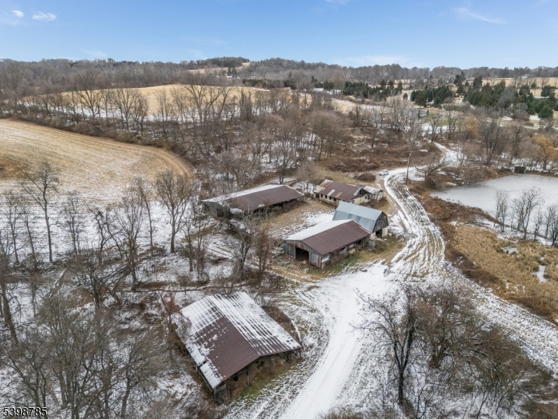 Columbia, New Jersey, 07832, United States, 3 Bedrooms Bedrooms, ,1 BathroomBathrooms,Residential,For Sale,2006110