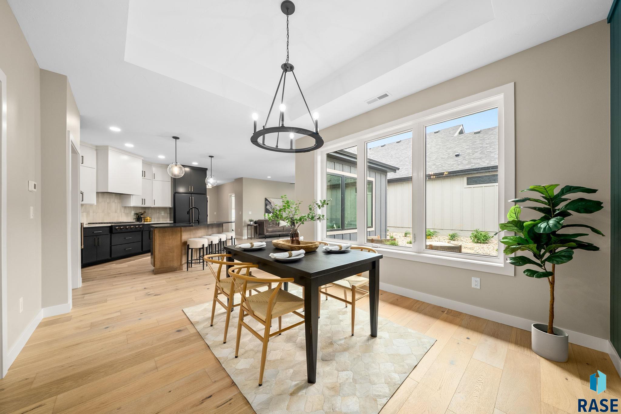 Sioux Falls, South Dakota, 57110, United States, 3 Bedrooms Bedrooms, ,3 BathroomsBathrooms,Residential,For Sale,2005643