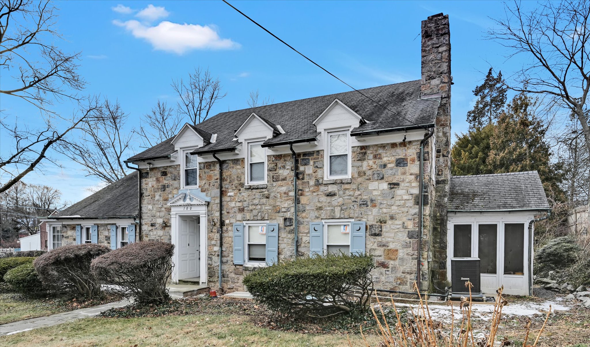 Reading, Pennsylvania, 19607, United States, 6 Bedrooms Bedrooms, ,3 BathroomsBathrooms,Residential,For Sale,2008158