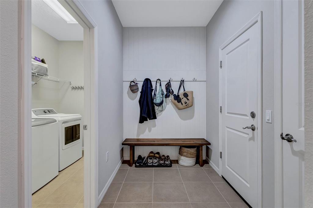 Bradenton, Florida, 34212, United States, 2 Bedrooms Bedrooms, ,2 BathroomsBathrooms,Residential,For Sale,1891618