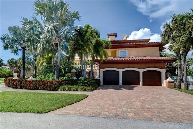 CLEARWATER BEACH, Florida, 33767, United States, 5 Bedrooms Bedrooms, ,6 BathroomsBathrooms,Residential,For Sale,1977061