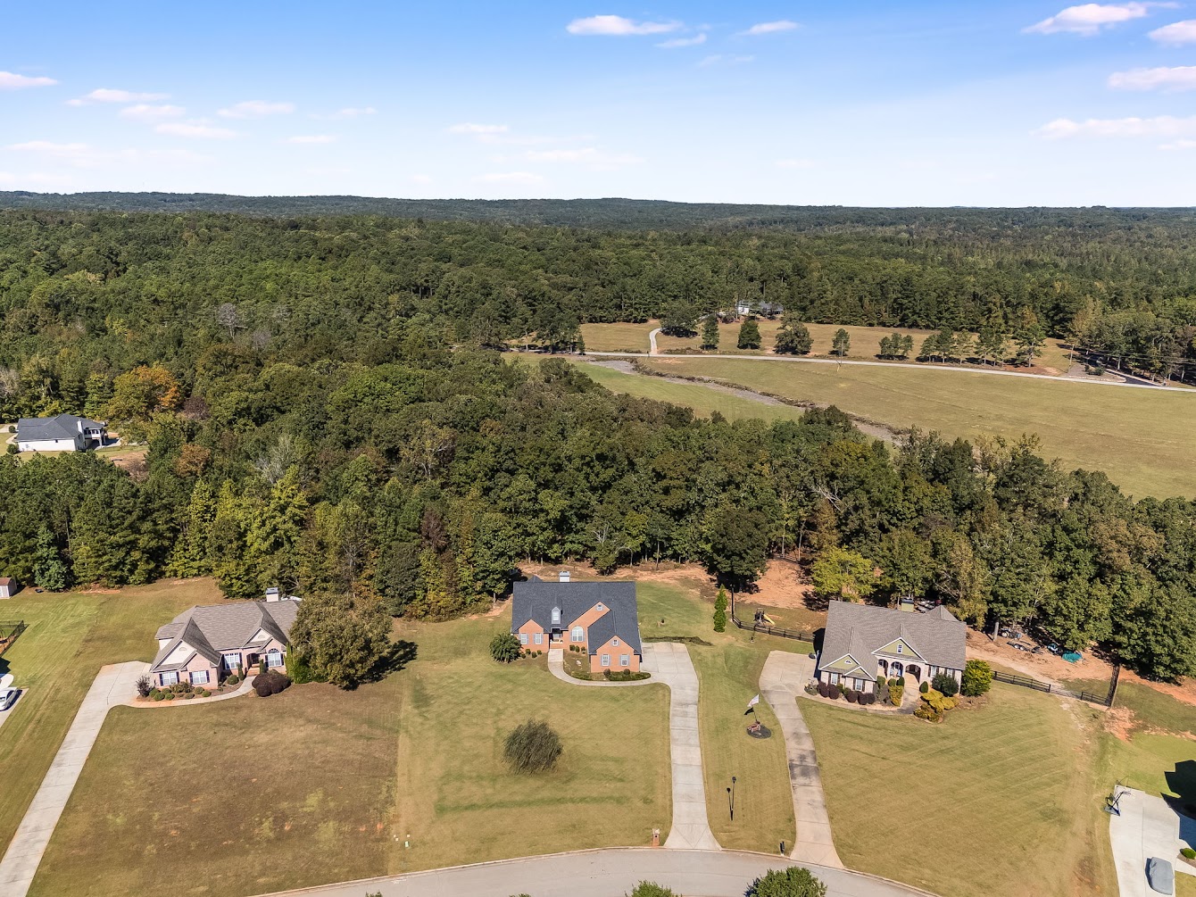 Whitesburg, Georgia, 30185, United States, 4 Bedrooms Bedrooms, ,3 BathroomsBathrooms,Residential,For Sale,1977664