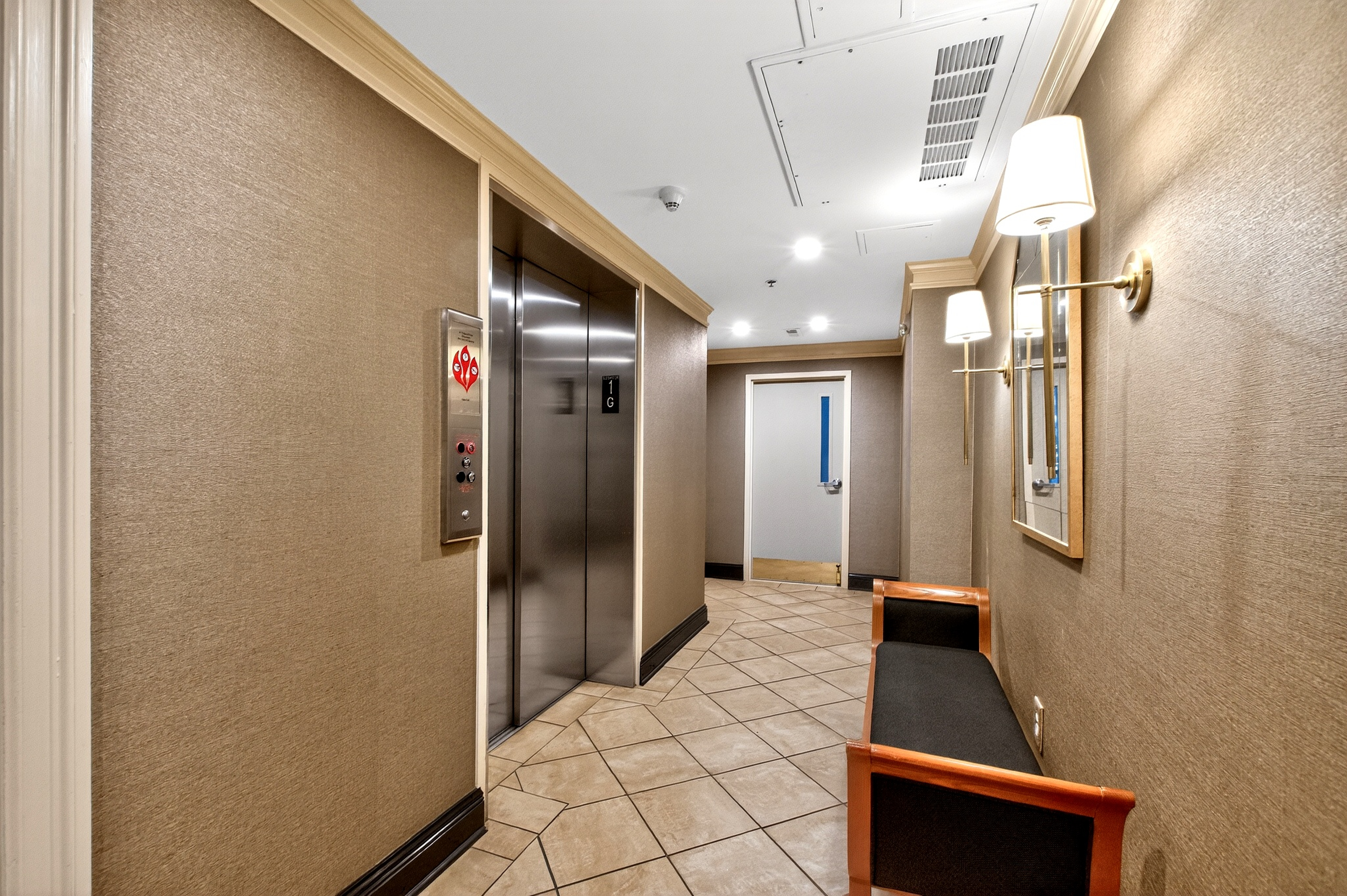  2801 Glenwood Gardens Lane, Raleigh, NC 27608 - 物件實景