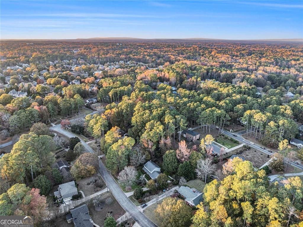 Roswell, Georgia, 30076, United States, 4 Bedrooms Bedrooms, ,3 BathroomsBathrooms,Residential,For Sale,1992516