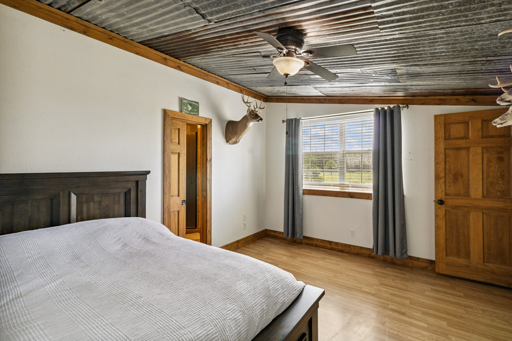 Mabank, Texas, 75147, United States, 2 Bedrooms Bedrooms, ,3 BathroomsBathrooms,Residential,For Sale,1989004