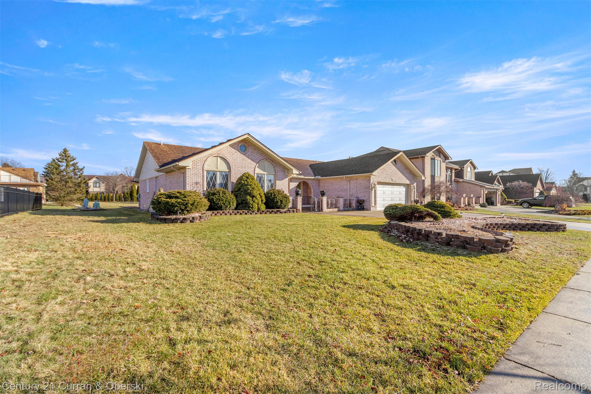 Livonia, Michigan, 48152, United States, 3 Bedrooms Bedrooms, ,3 BathroomsBathrooms,Residential,For Sale,2011700