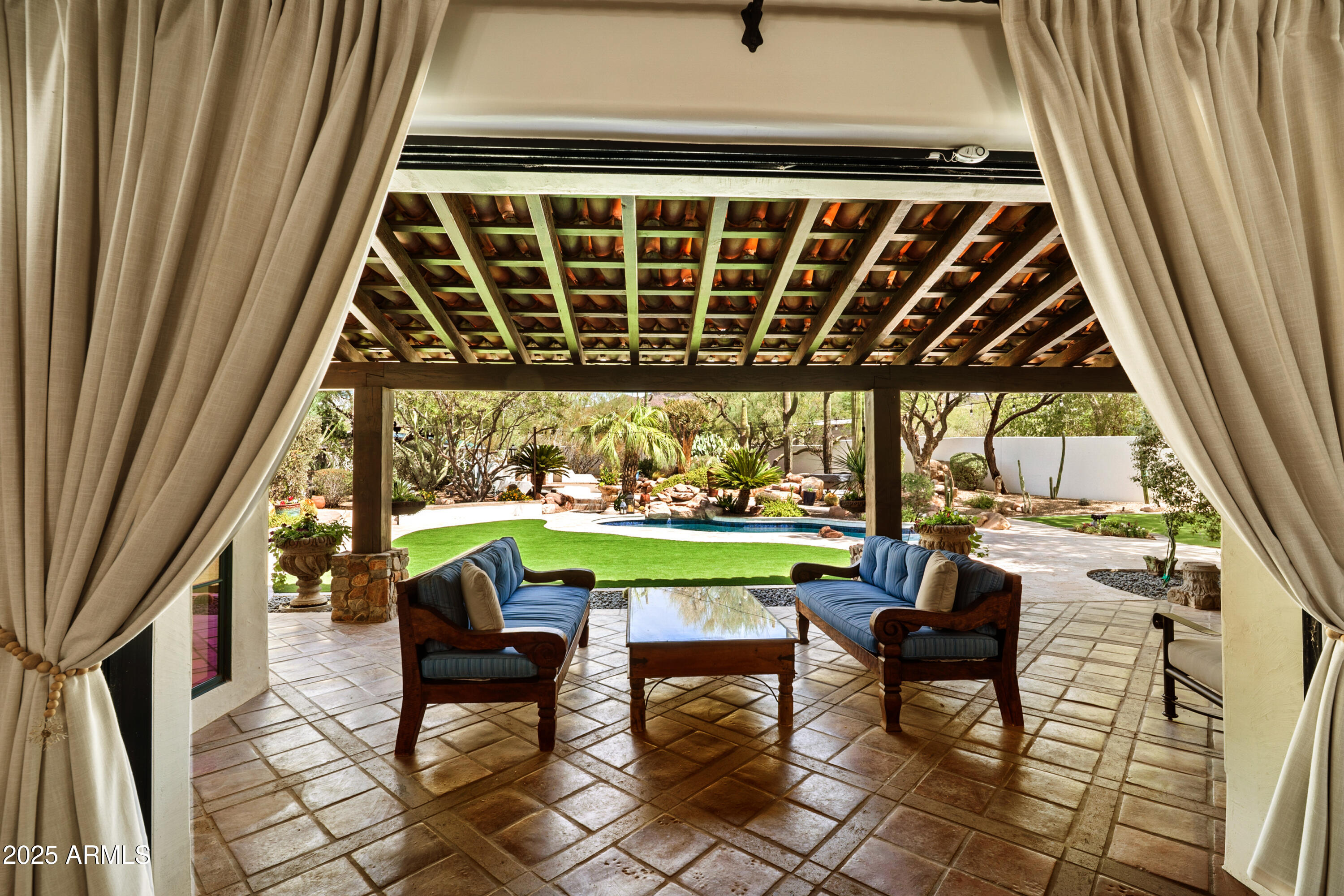 Cave Creek, Arizona, 85331, United States, 2 Bedrooms Bedrooms, ,4 BathroomsBathrooms,Residential,For Sale,1987771