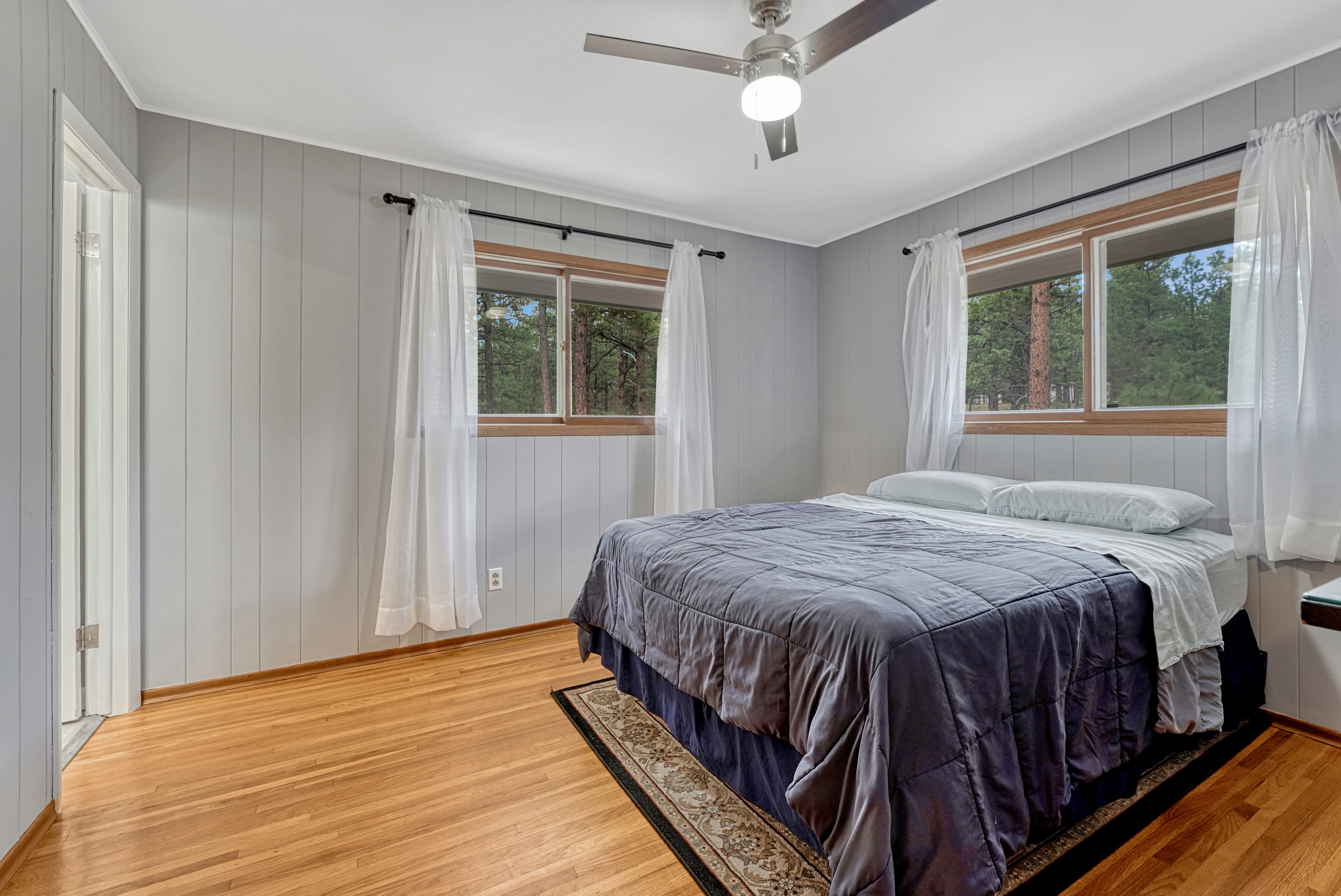  Meticulously maintained ranch-style home in sought-after Black Forest - 物件實景