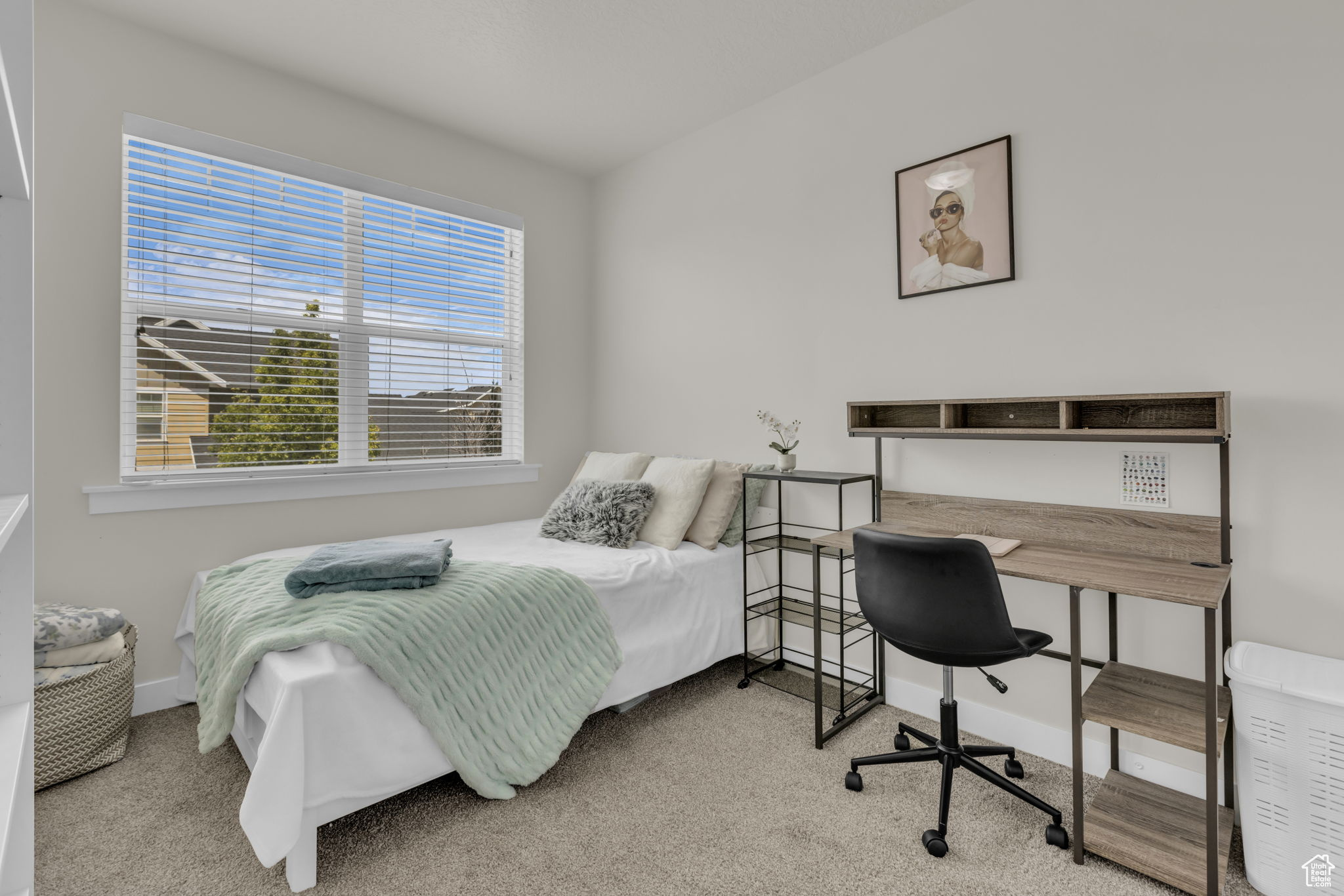 West Jordan, Utah, 84084, United States, 4 Bedrooms Bedrooms, ,4 BathroomsBathrooms,Residential,For Sale,1906081