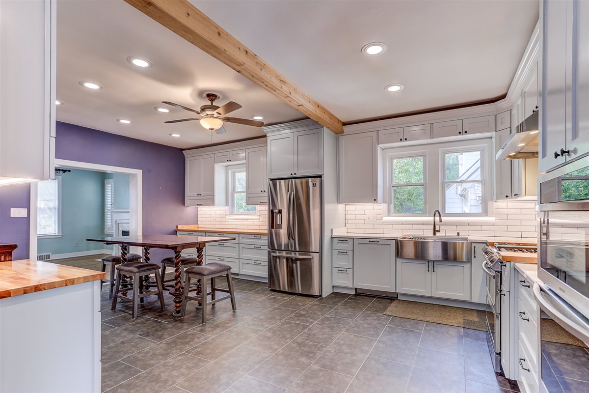 Memphis, Tennessee, 38111, United States, 4 Bedrooms Bedrooms, ,3 BathroomsBathrooms,Residential,For Sale,1974994