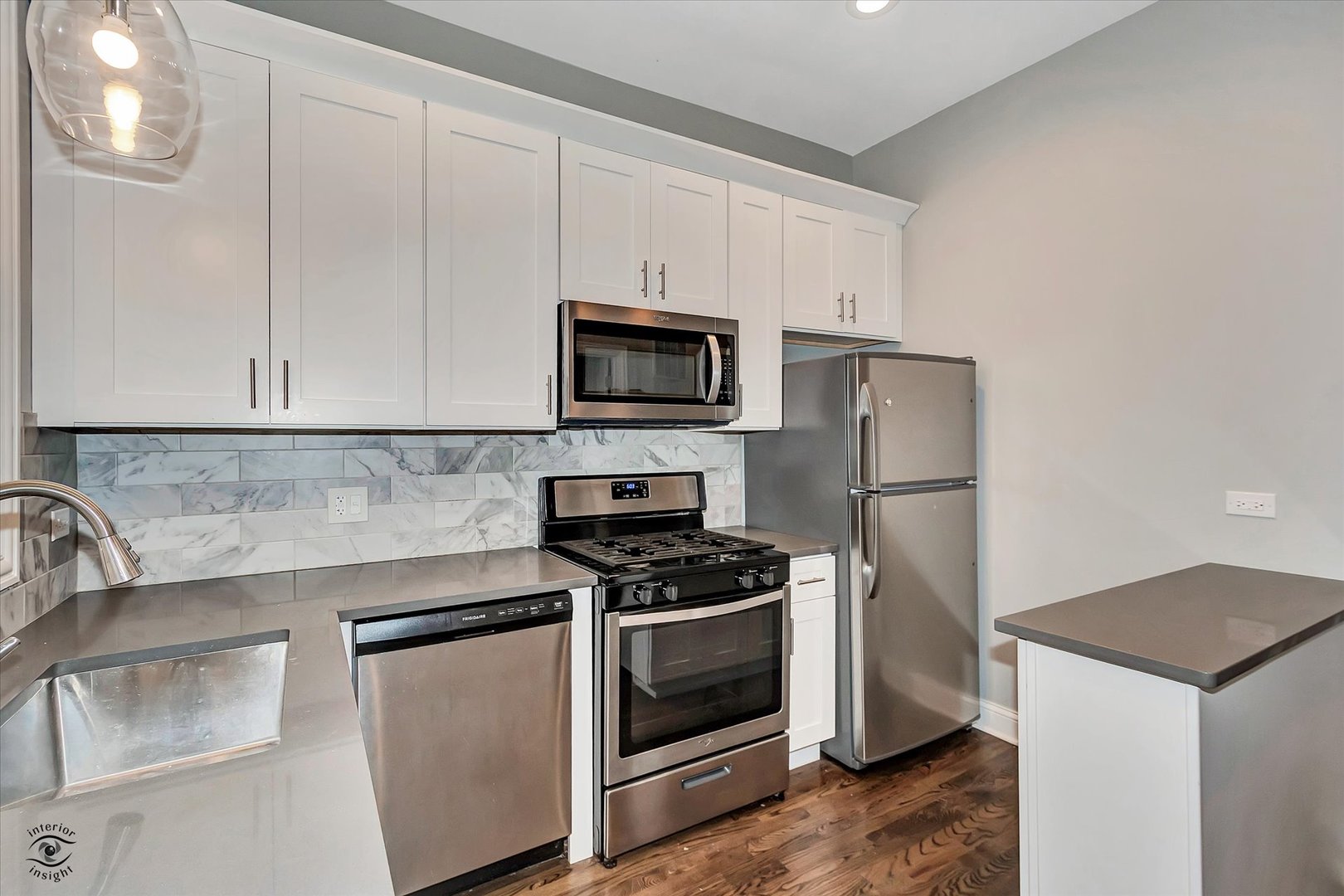 Chicago, Illinois, 60637, United States, 7 Bedrooms Bedrooms, ,3 BathroomsBathrooms,Residential,For Sale,1915108