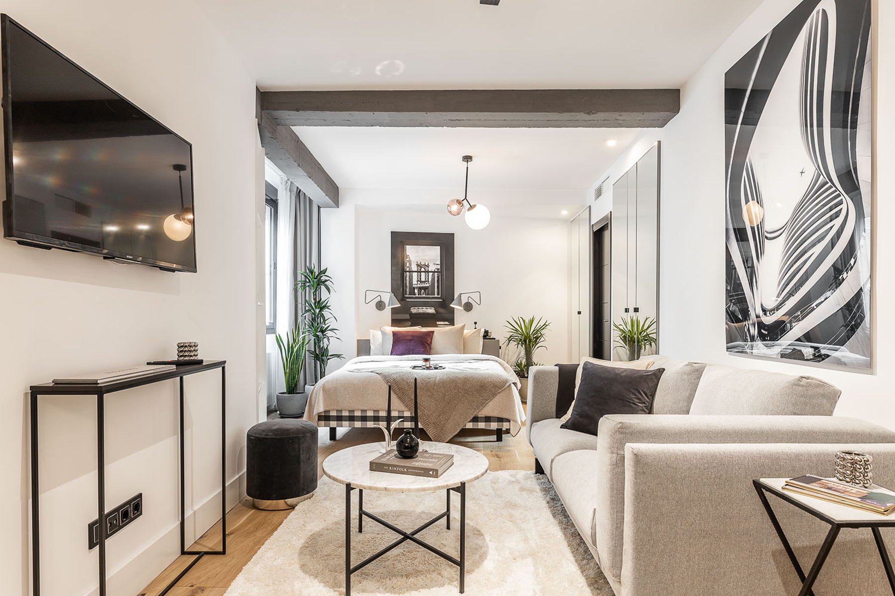  Flat of 272 m2 on a single floor with 4 suites designed by Nordic Standard - 物件實景