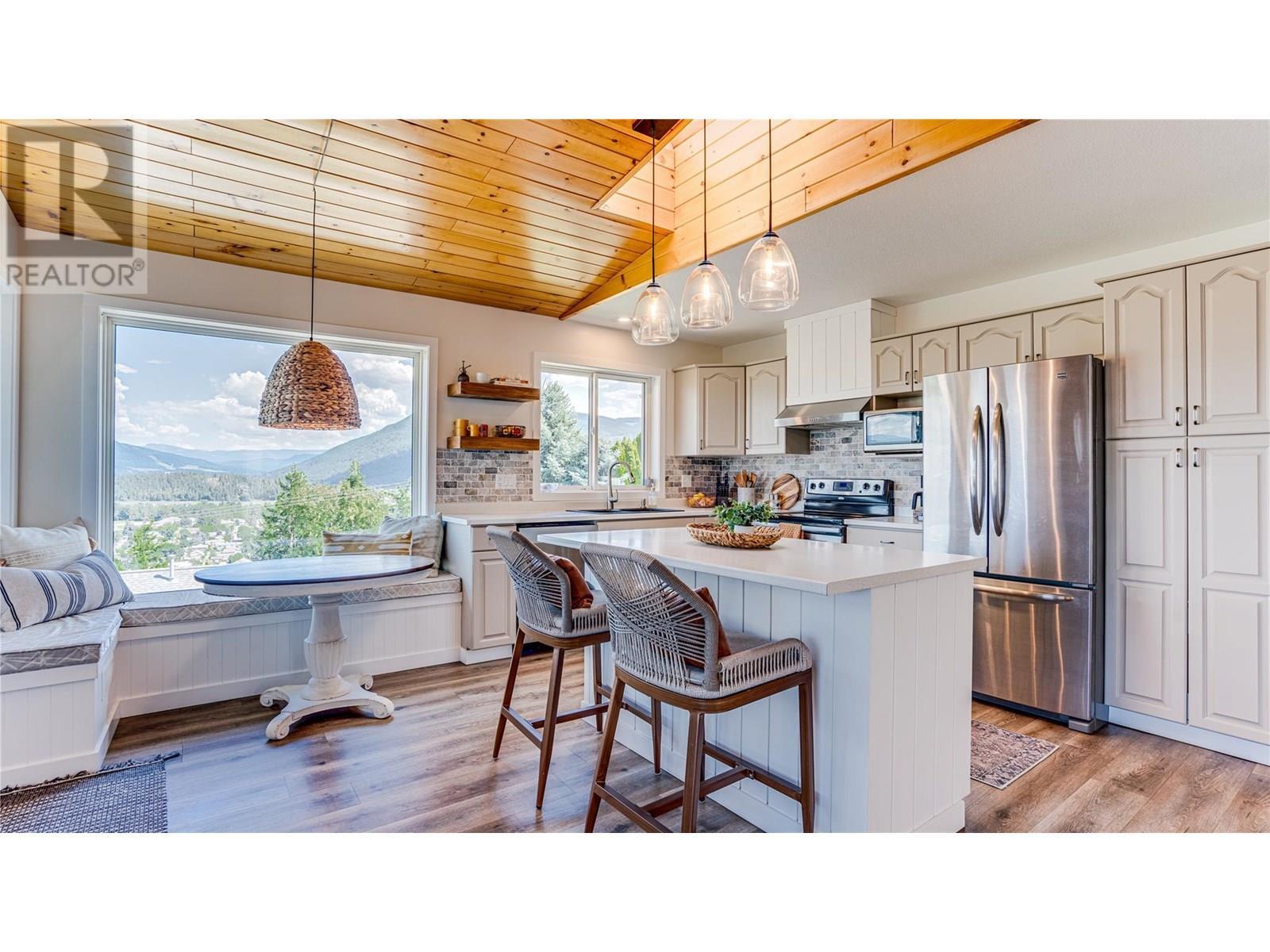ENDERBY, British Columbia, V4Y 4B8, CA, 4 Bedrooms Bedrooms, ,3 BathroomsBathrooms,Residential,For Sale,1906459