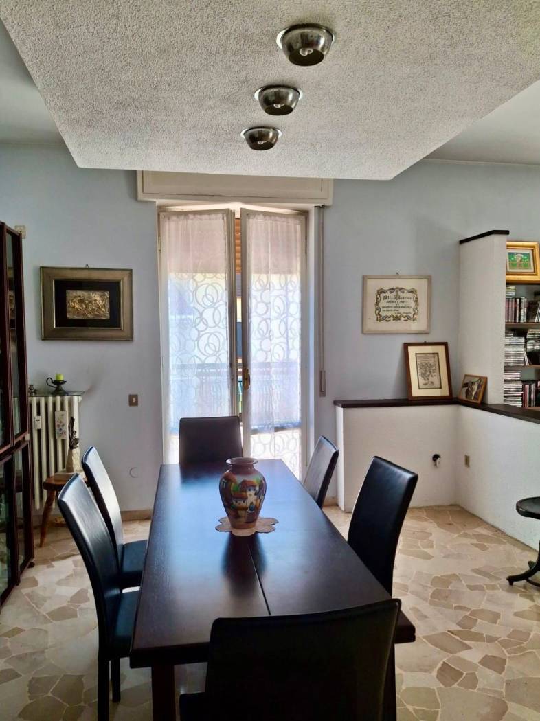 Cologno Monzese, Milano, 20093, IT, 4 Bedrooms Bedrooms, ,3 BathroomsBathrooms,Residential,For Sale,1877106