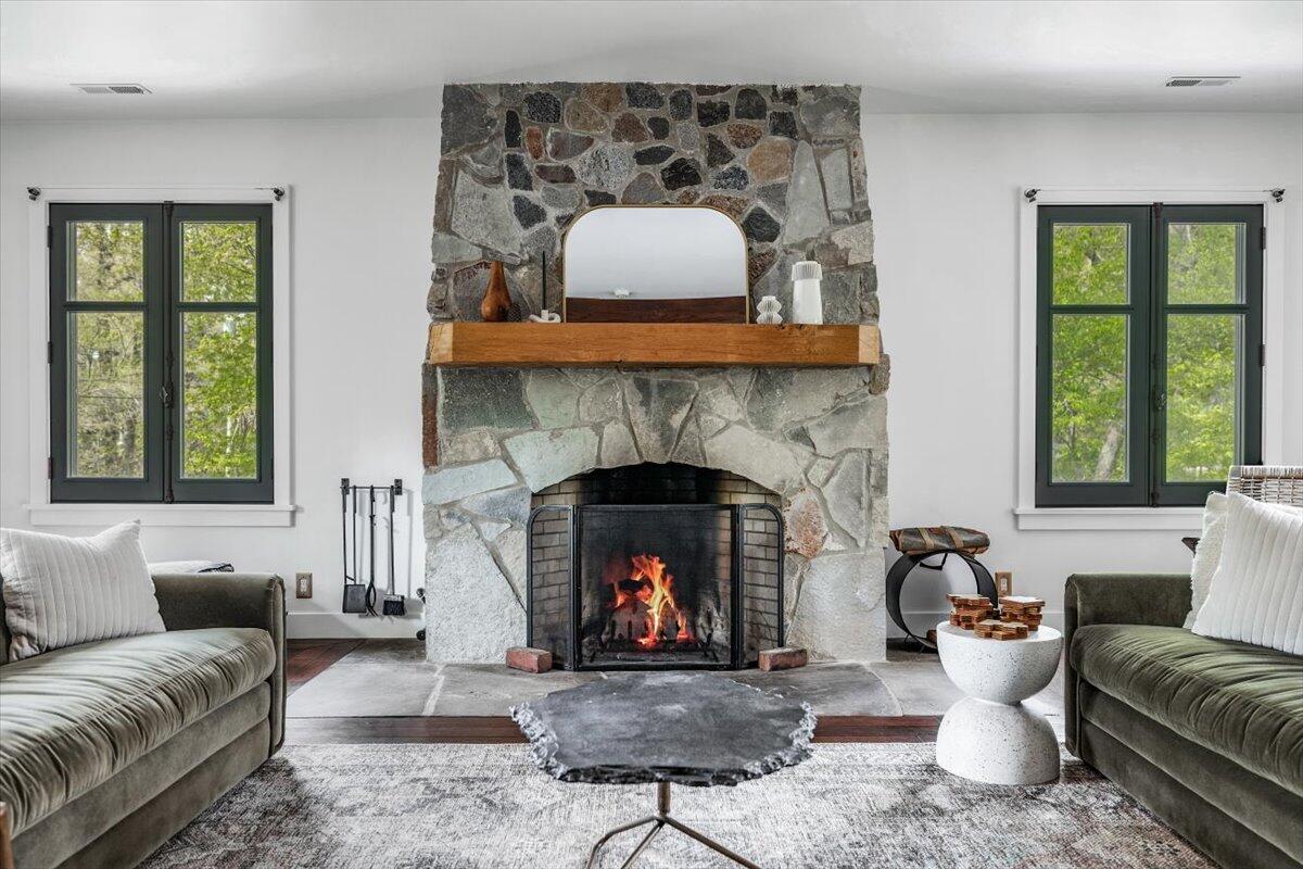 Michiana Shores, Indiana, 46360, United States, 5 Bedrooms Bedrooms, ,4 BathroomsBathrooms,Residential,For Sale,1949684