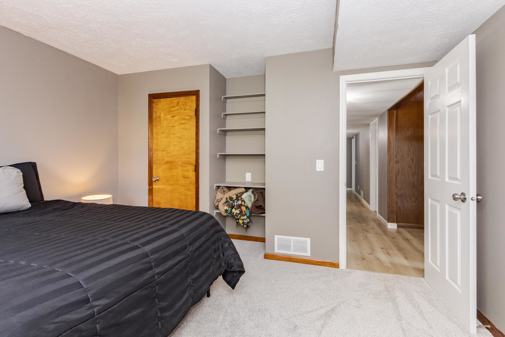 Heyworth, Illinois, 61745, United States, 3 Bedrooms Bedrooms, ,3 BathroomsBathrooms,Residential,For Sale,1989458