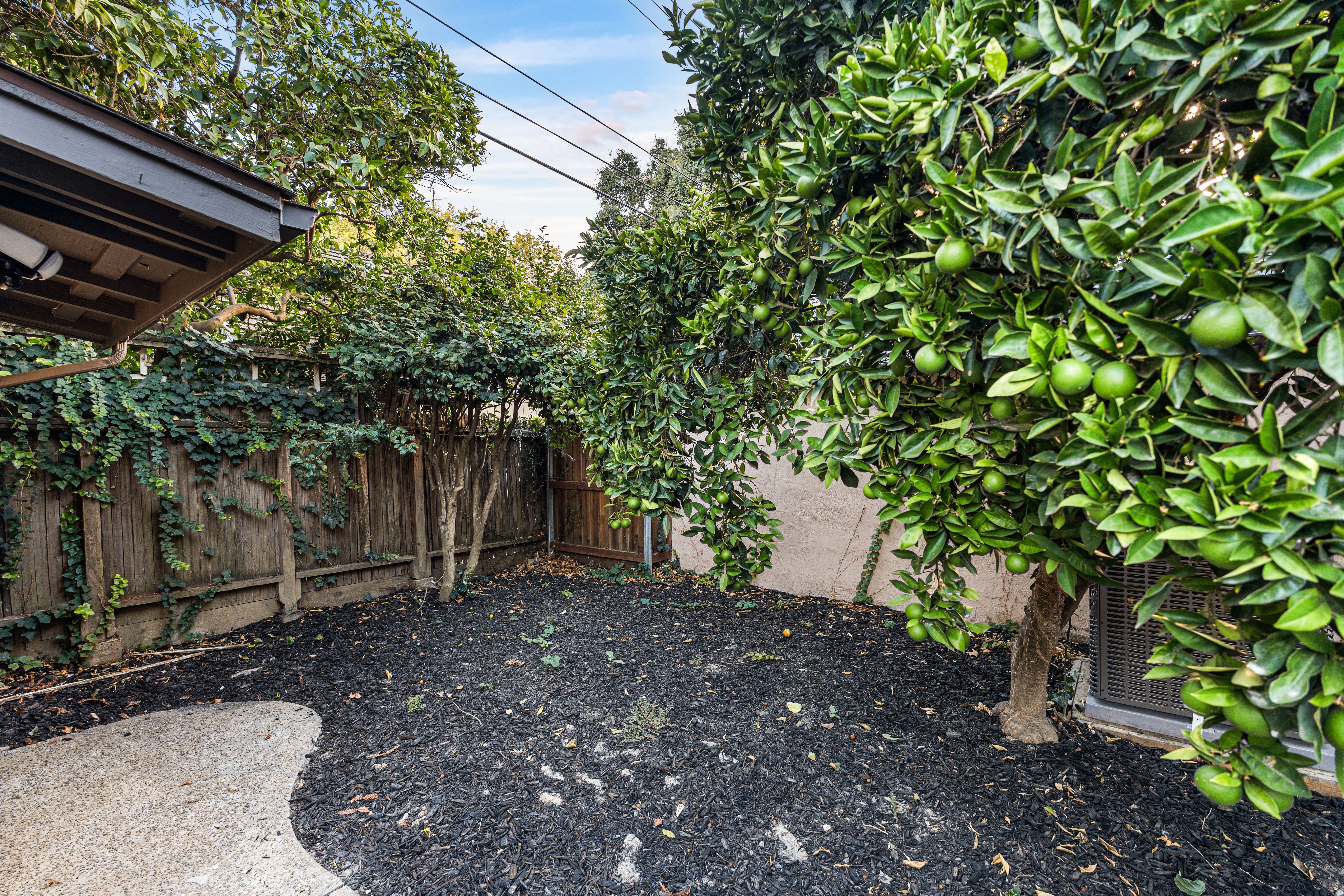  1640 9th Avenue, Sacramento, CA 95818 - 物件實景