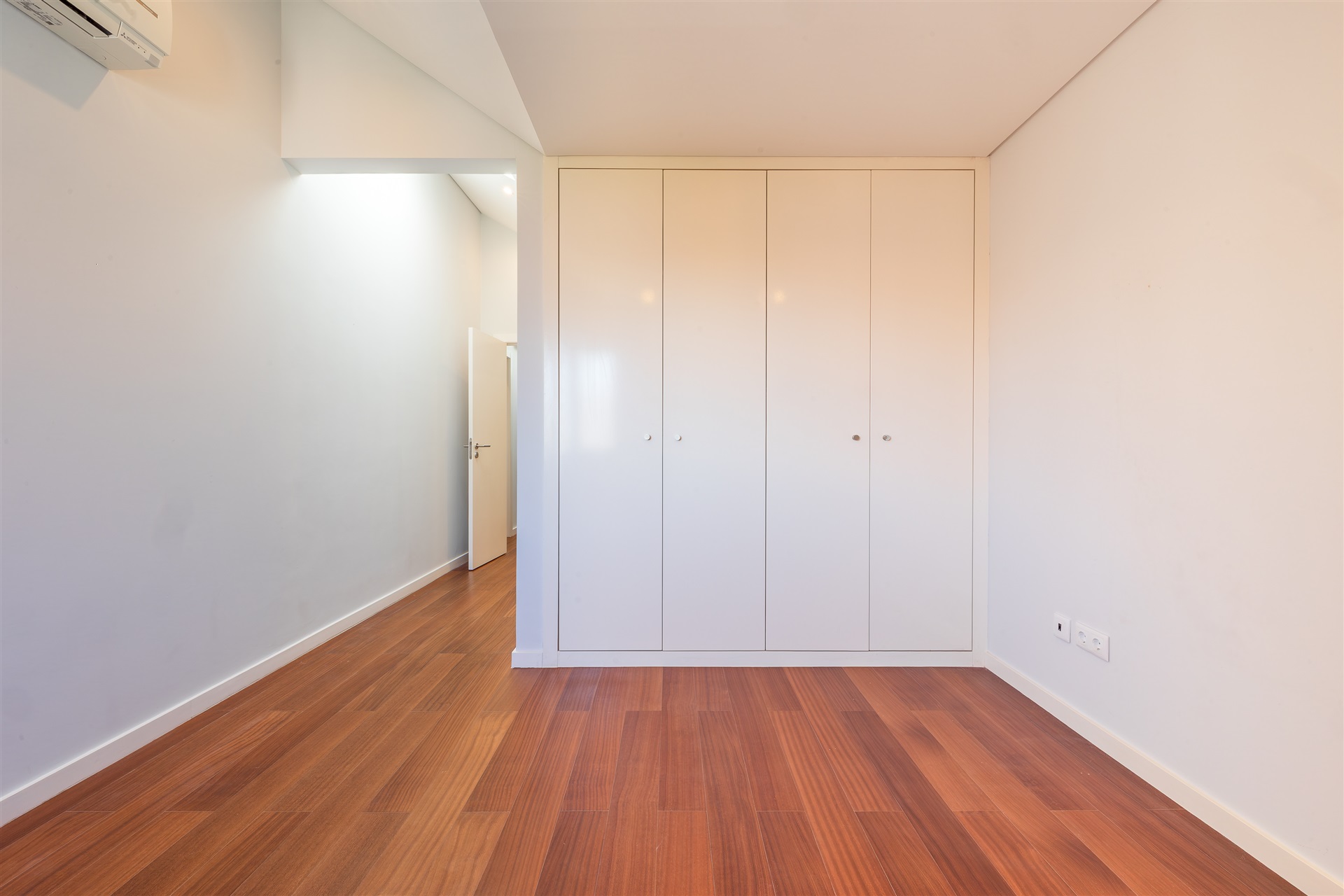  Flat, 3 bedrooms, for Sale - 物件實景