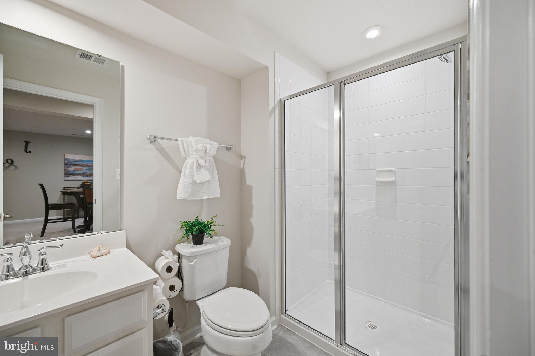 Fredericksburg, Virginia, 22407, United States, 4 Bedrooms Bedrooms, ,4 BathroomsBathrooms,Residential,For Sale,2048094