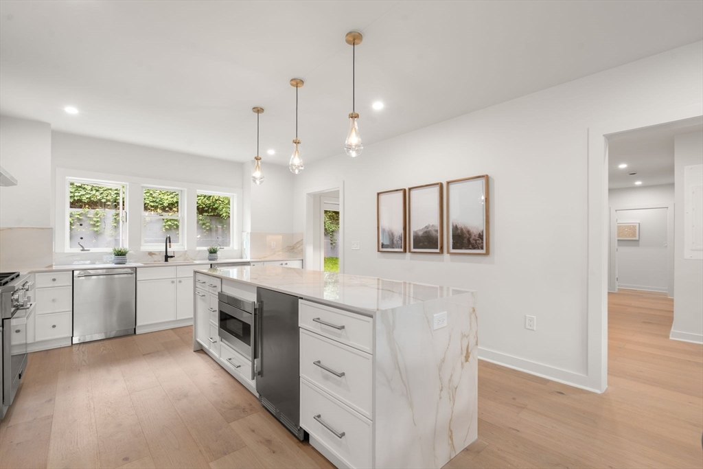 Brookline, Massachusetts, 02445, United States, 5 Bedrooms Bedrooms, ,5 BathroomsBathrooms,Residential,For Sale,1940156