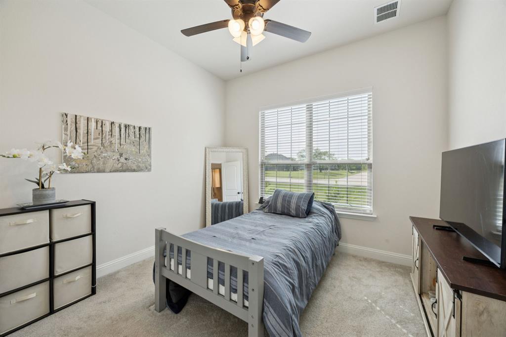 Royse City, Texas, 75189, United States, 4 Bedrooms Bedrooms, ,3 BathroomsBathrooms,Residential,For Sale,1898929