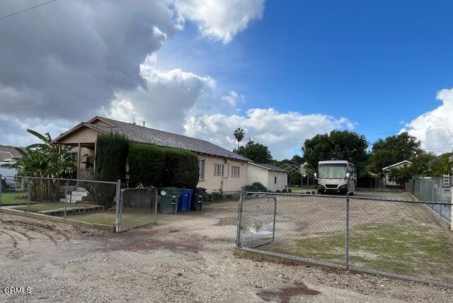 Piru, California, 93040, United States, 3 Bedrooms Bedrooms, ,1 BathroomBathrooms,Residential,For Sale,1995408