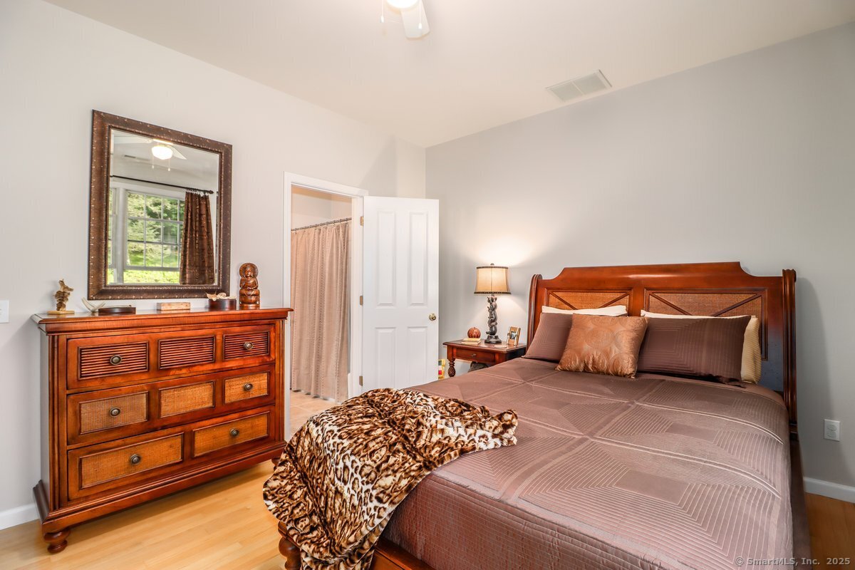 Bridgewater, Connecticut, 06752, United States, 4 Bedrooms Bedrooms, ,6 BathroomsBathrooms,Residential,For Sale,1850308