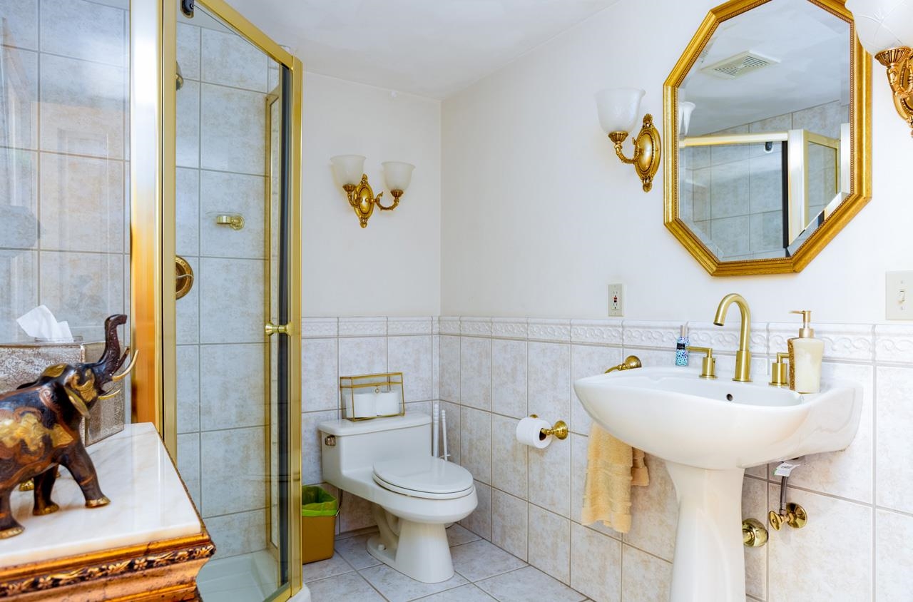 Janesville, Wisconsin, 53548, United States, 4 Bedrooms Bedrooms, ,3 BathroomsBathrooms,Residential,For Sale,1982674