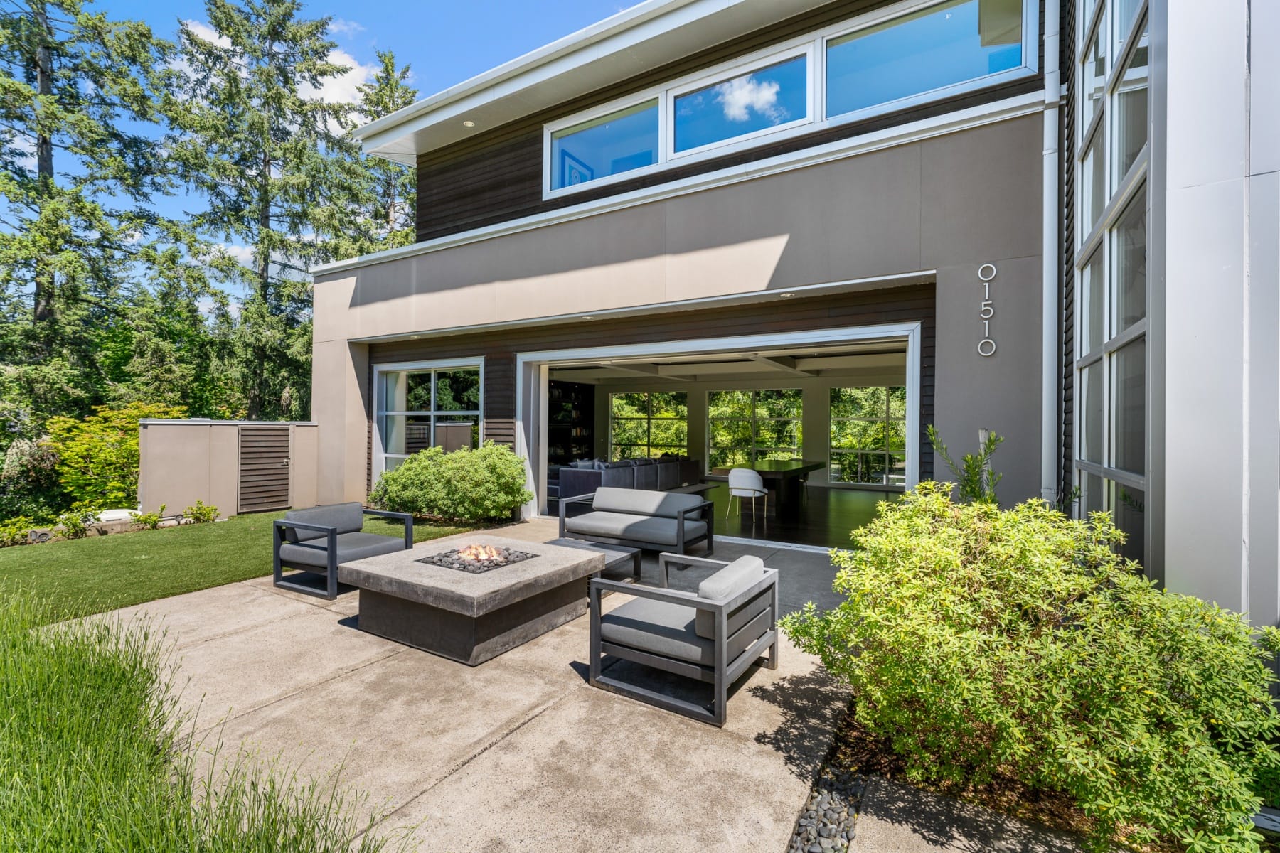  1510 S BUDDINGTON ST Portland, OR 97219 - 物件實景