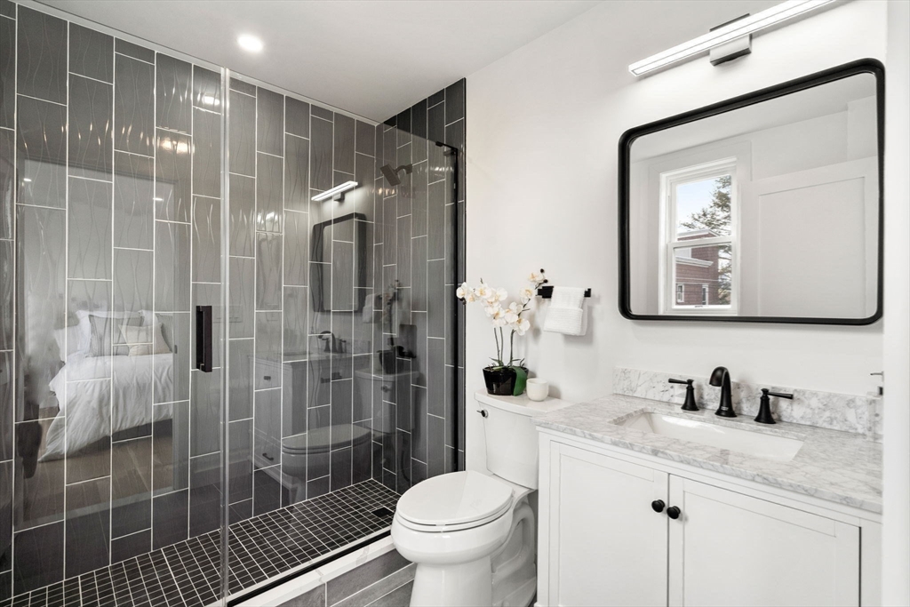 Somerville, Massachusetts, 02143, United States, 2 Bedrooms Bedrooms, ,2 BathroomsBathrooms,Residential,For Sale,1906626