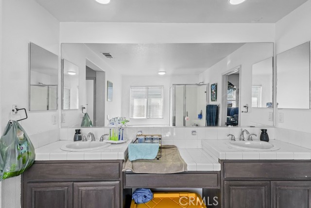 Victorville, California, 92392, United States, 4 Bedrooms Bedrooms, ,3 BathroomsBathrooms,Residential,For Sale,1977887