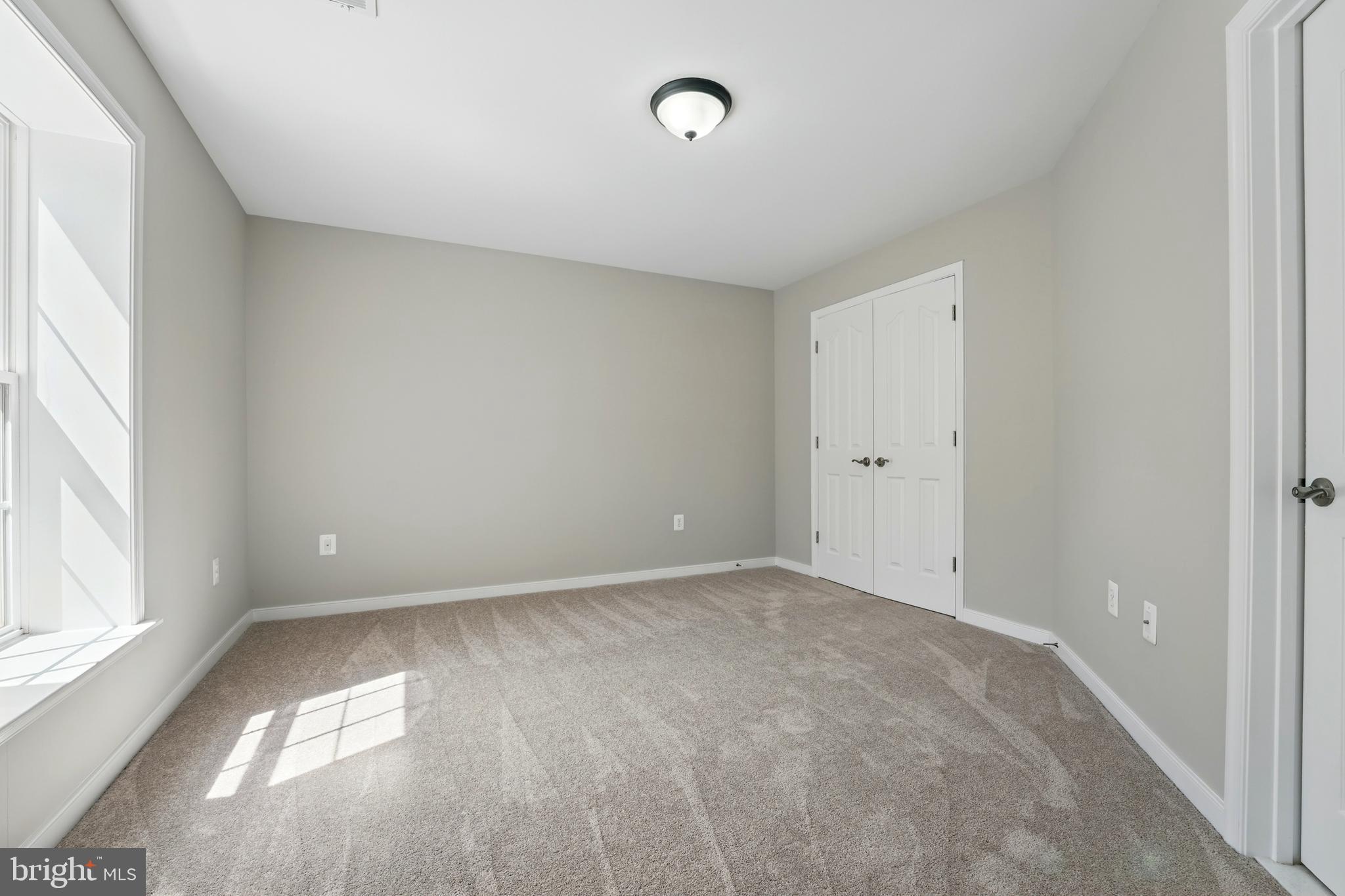 Culpeper, Virginia, 22701, United States, 5 Bedrooms Bedrooms, ,5 BathroomsBathrooms,Residential,For Sale,1841439