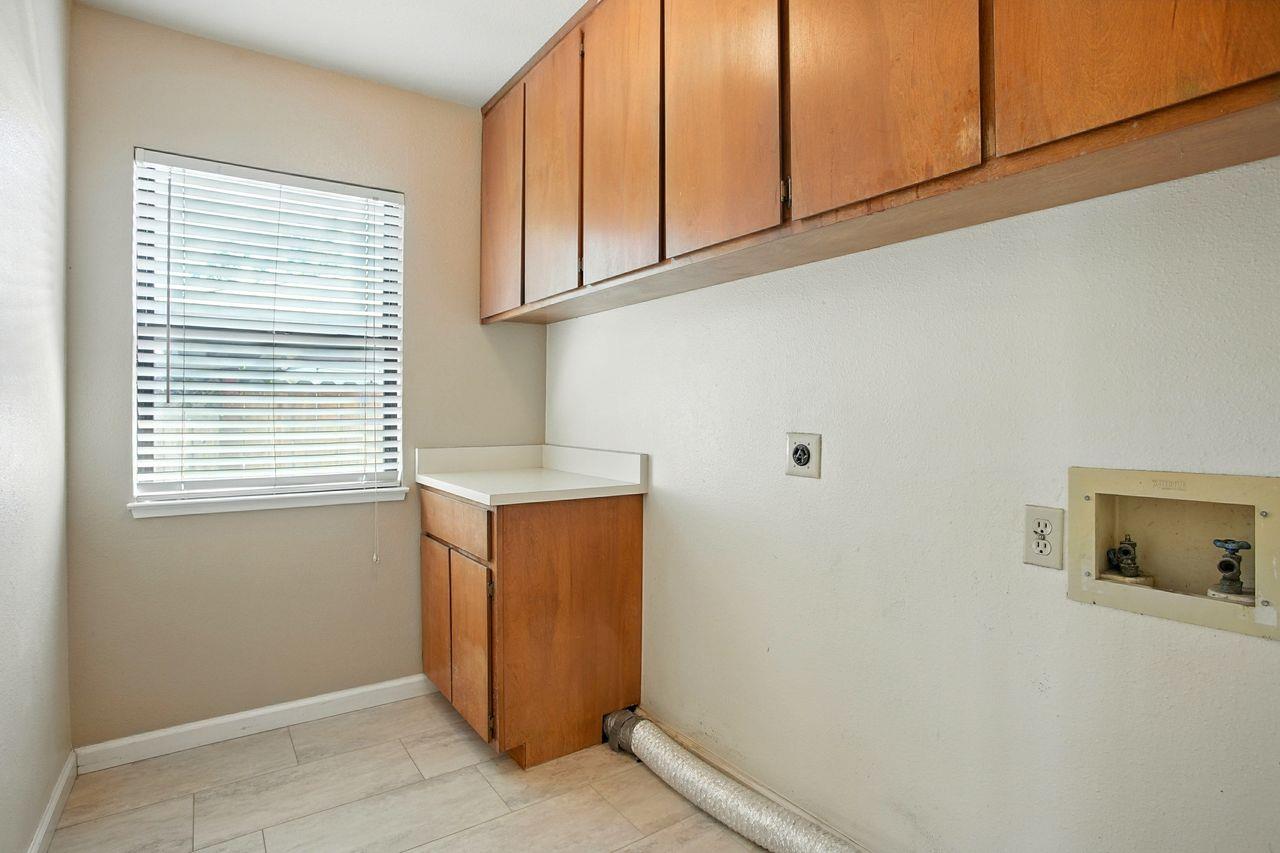 Sacramento, California, 95864, United States, 4 Bedrooms Bedrooms, ,3 BathroomsBathrooms,Residential,For Sale,1933498