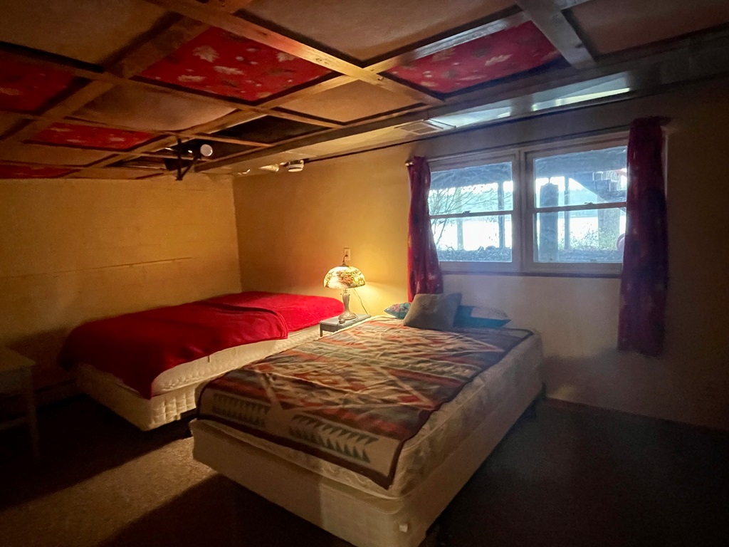 Tomahawk, Wisconsin, 54487, United States, 4 Bedrooms Bedrooms, ,2 BathroomsBathrooms,Residential,For Sale,1907326