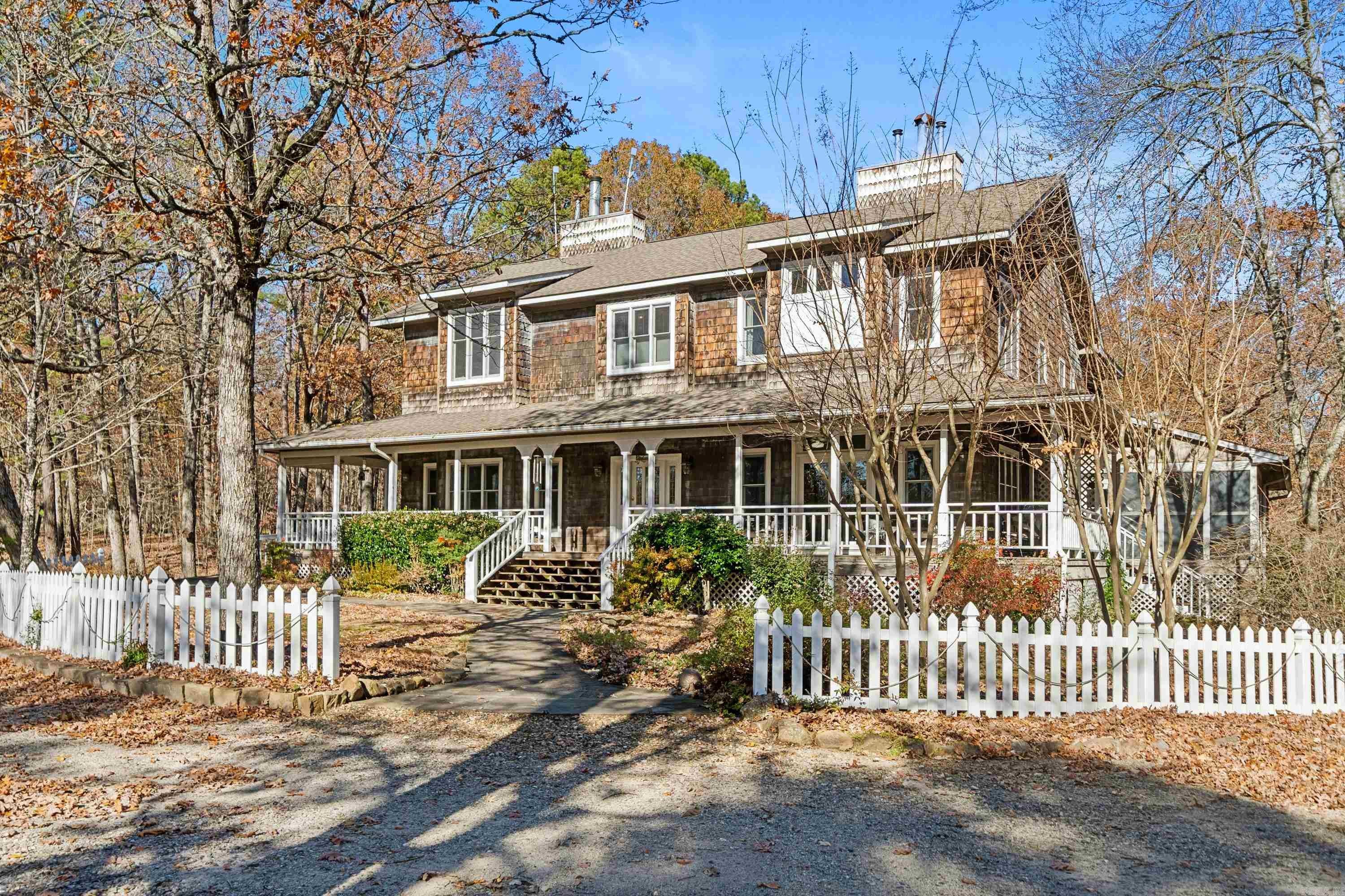 Jessieville, Arkansas, 71949, United States, 10 Bedrooms Bedrooms, ,11 BathroomsBathrooms,Residential,For Sale,2008593