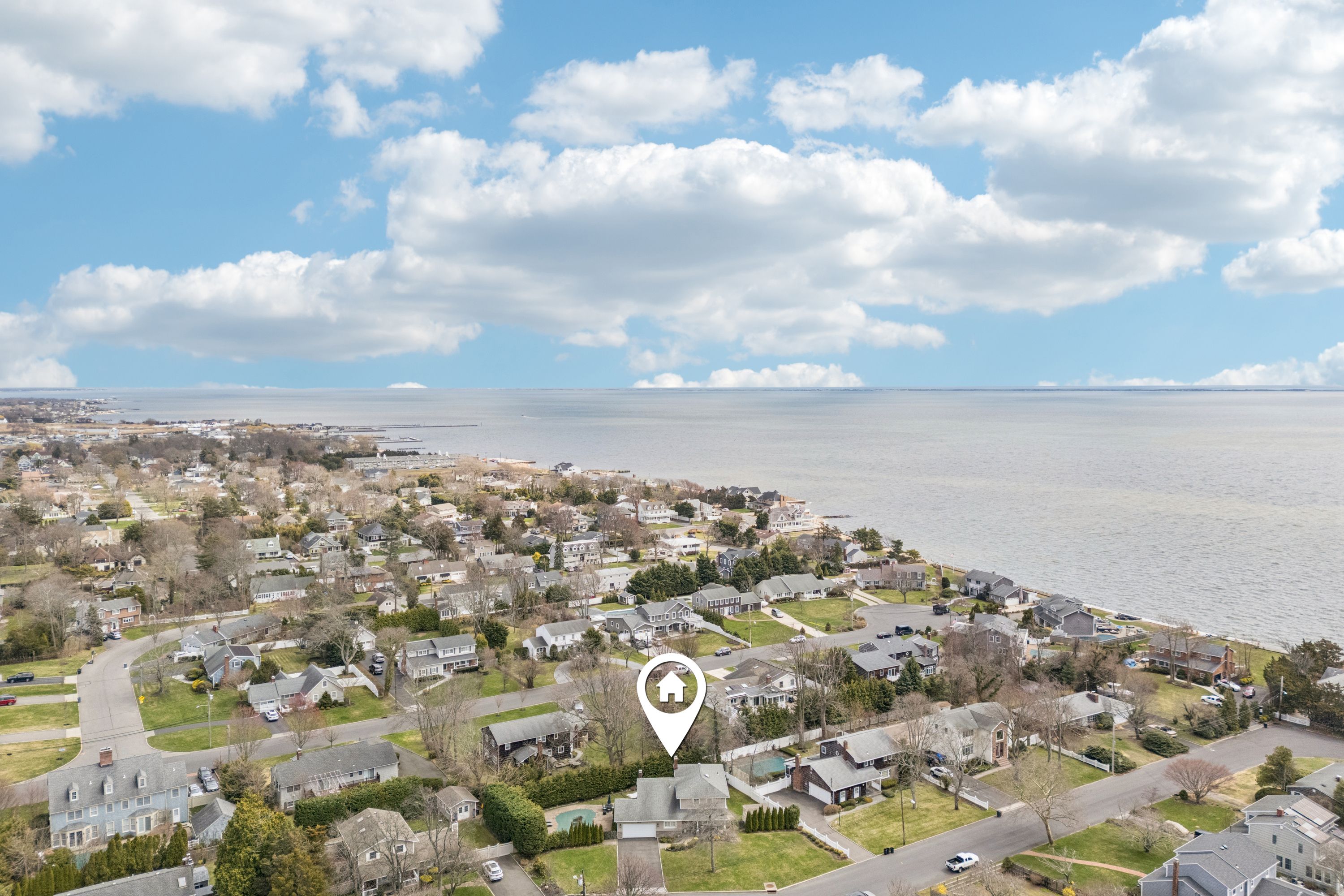  11 Palmer Drive, Sayville, NY 11782 - 物件實景
