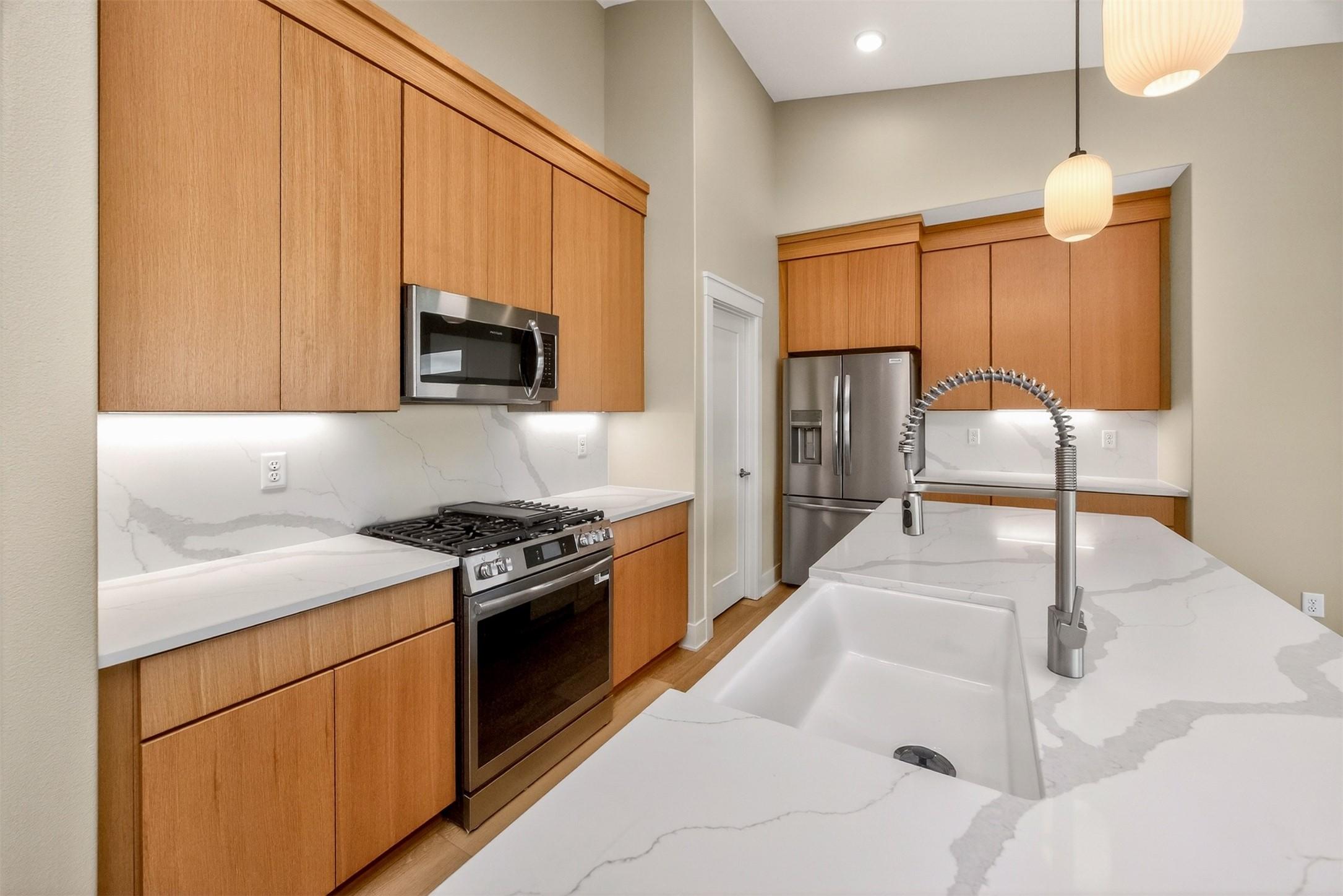 Huxley, Iowa, 50124, United States, 5 Bedrooms Bedrooms, ,3 BathroomsBathrooms,Residential,For Sale,2010436